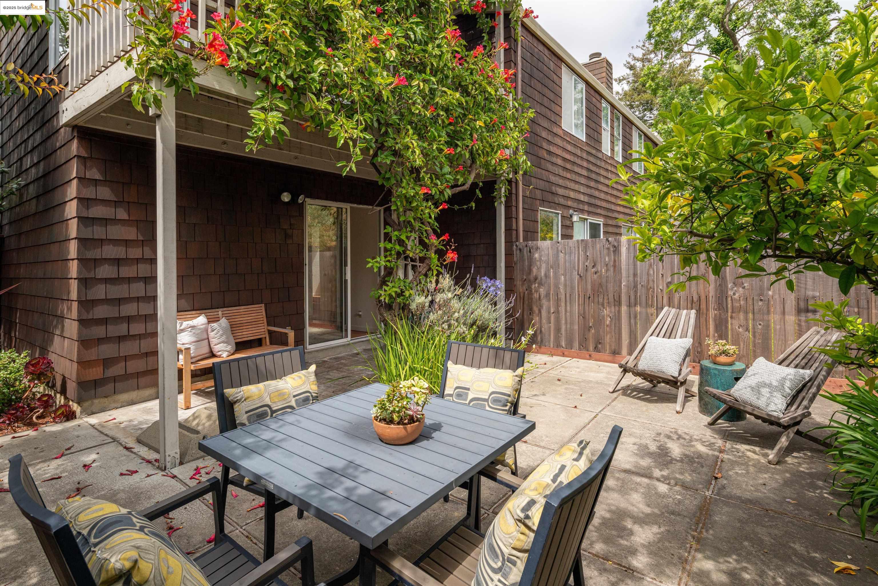 1812 Dwight Way # 2 Unit: 1-2