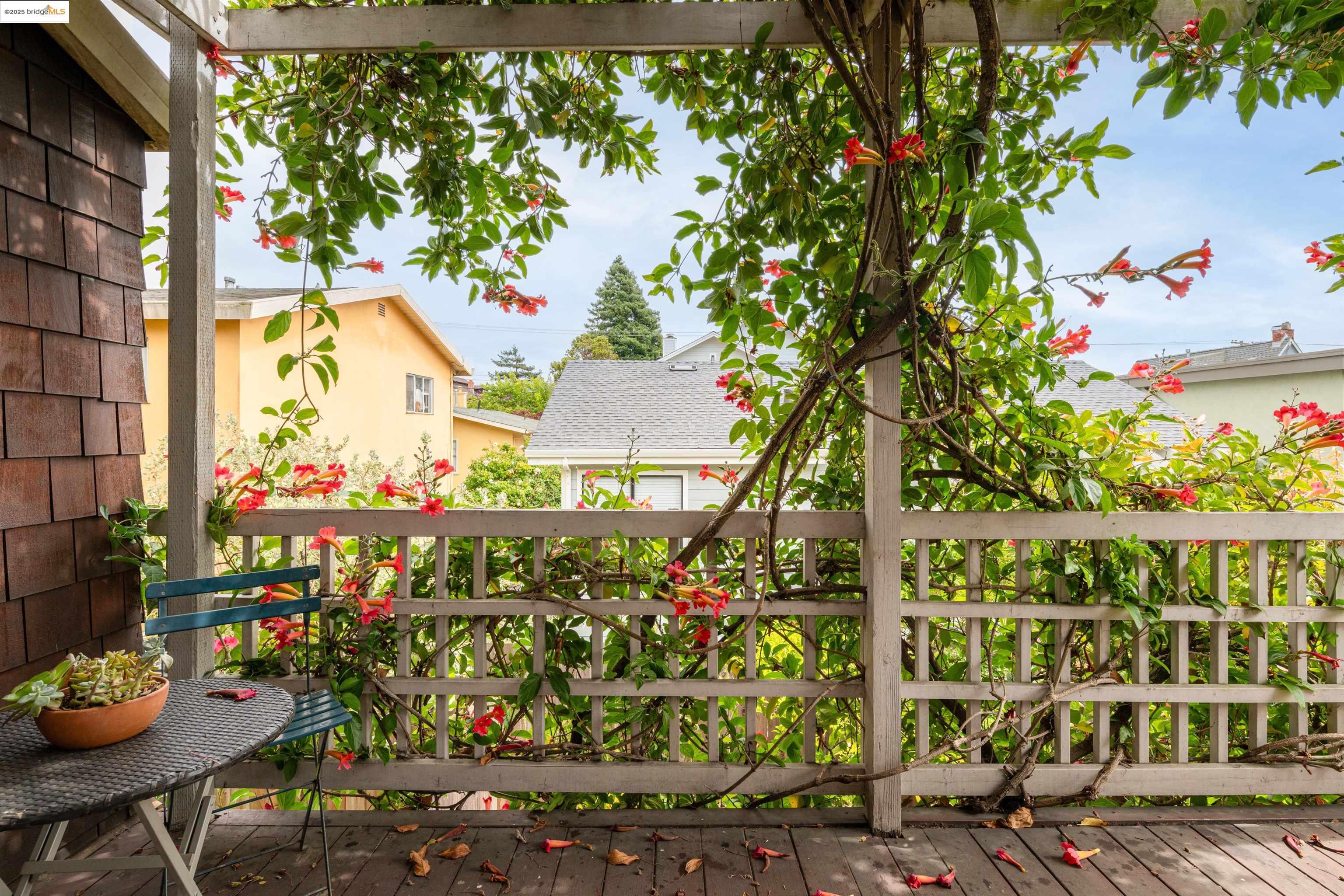 1812 Dwight Way # 2 Unit: 1-2