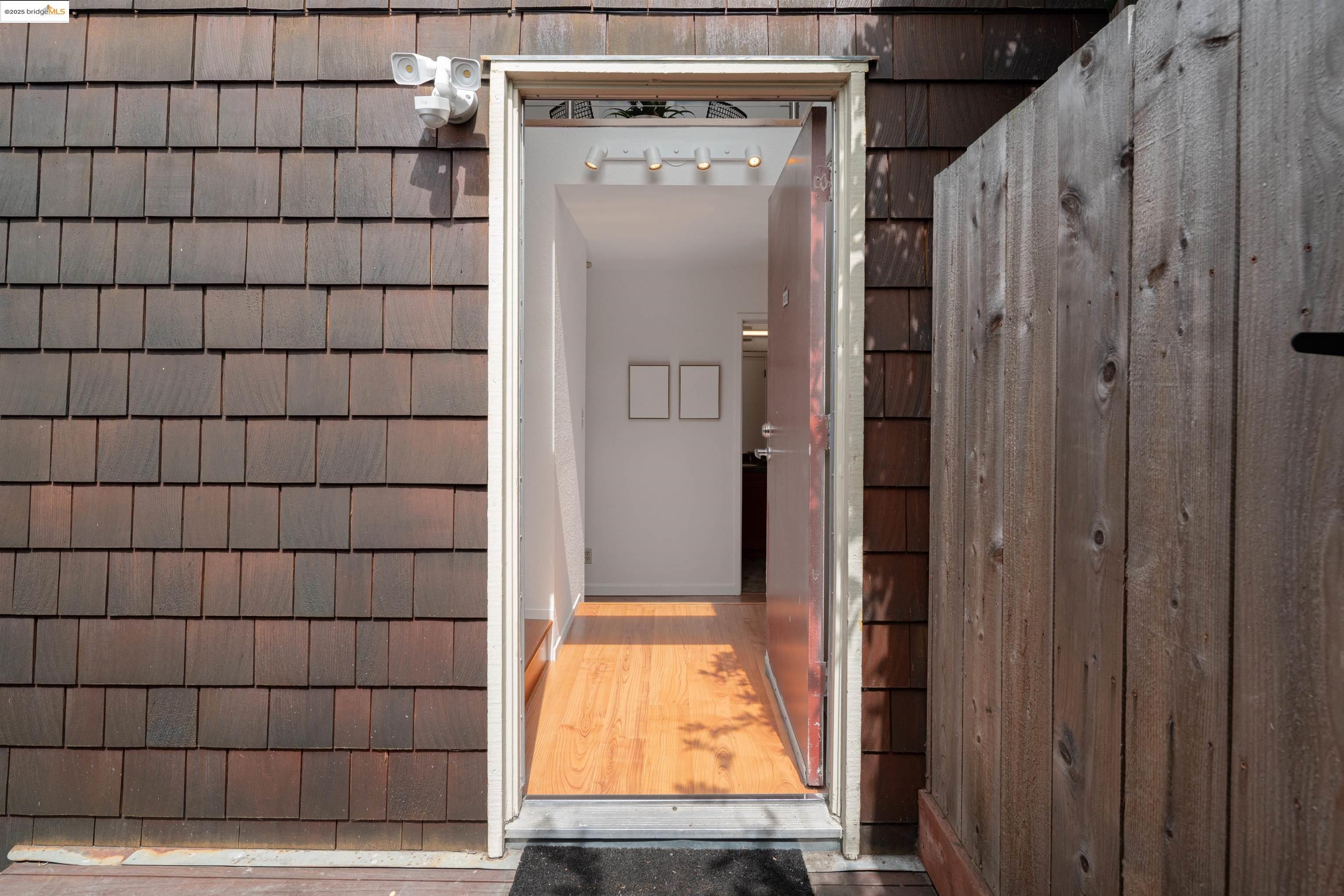 1812 Dwight Way # 2 Unit: 1-2