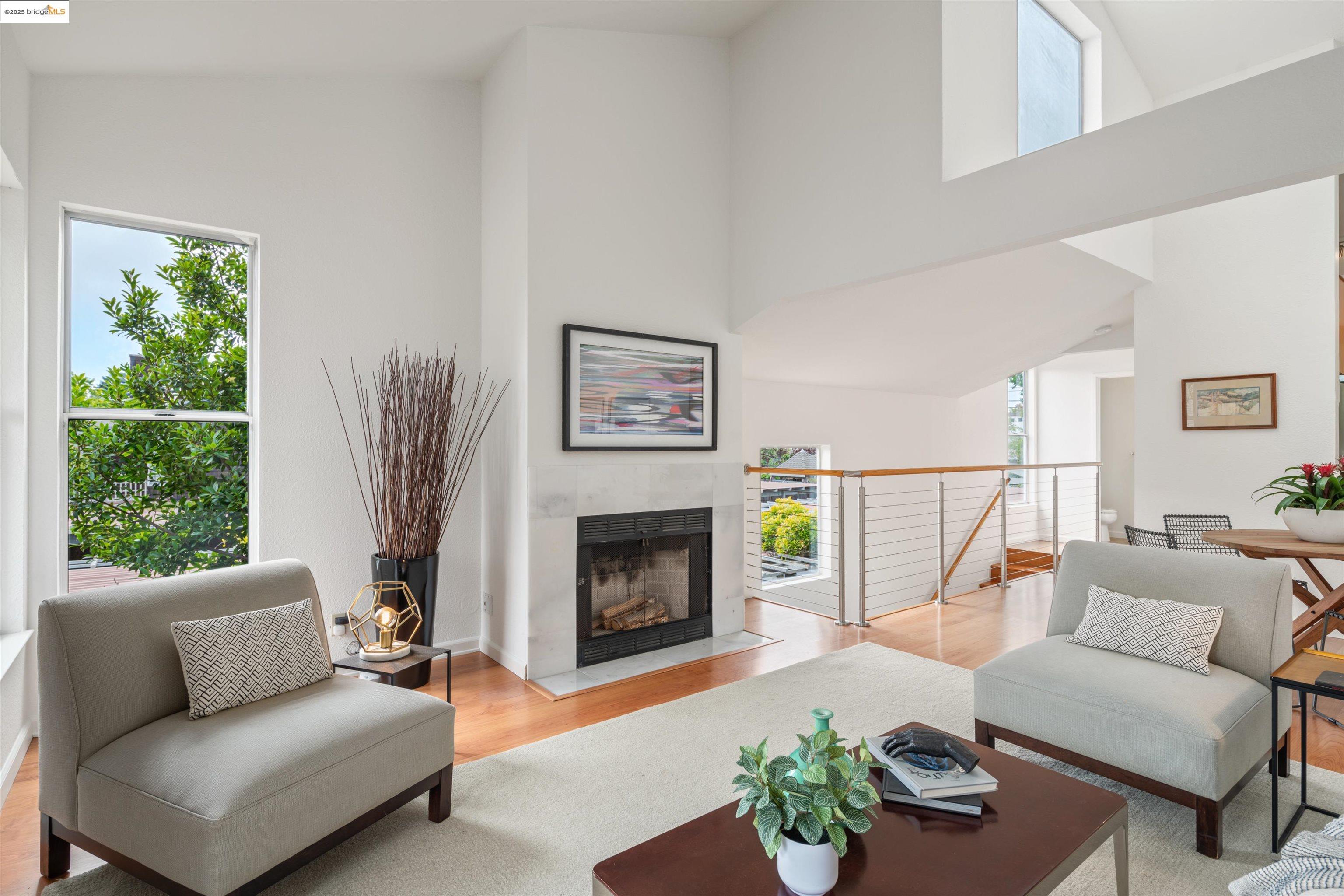 1812 Dwight Way # 2 Unit: 1-2