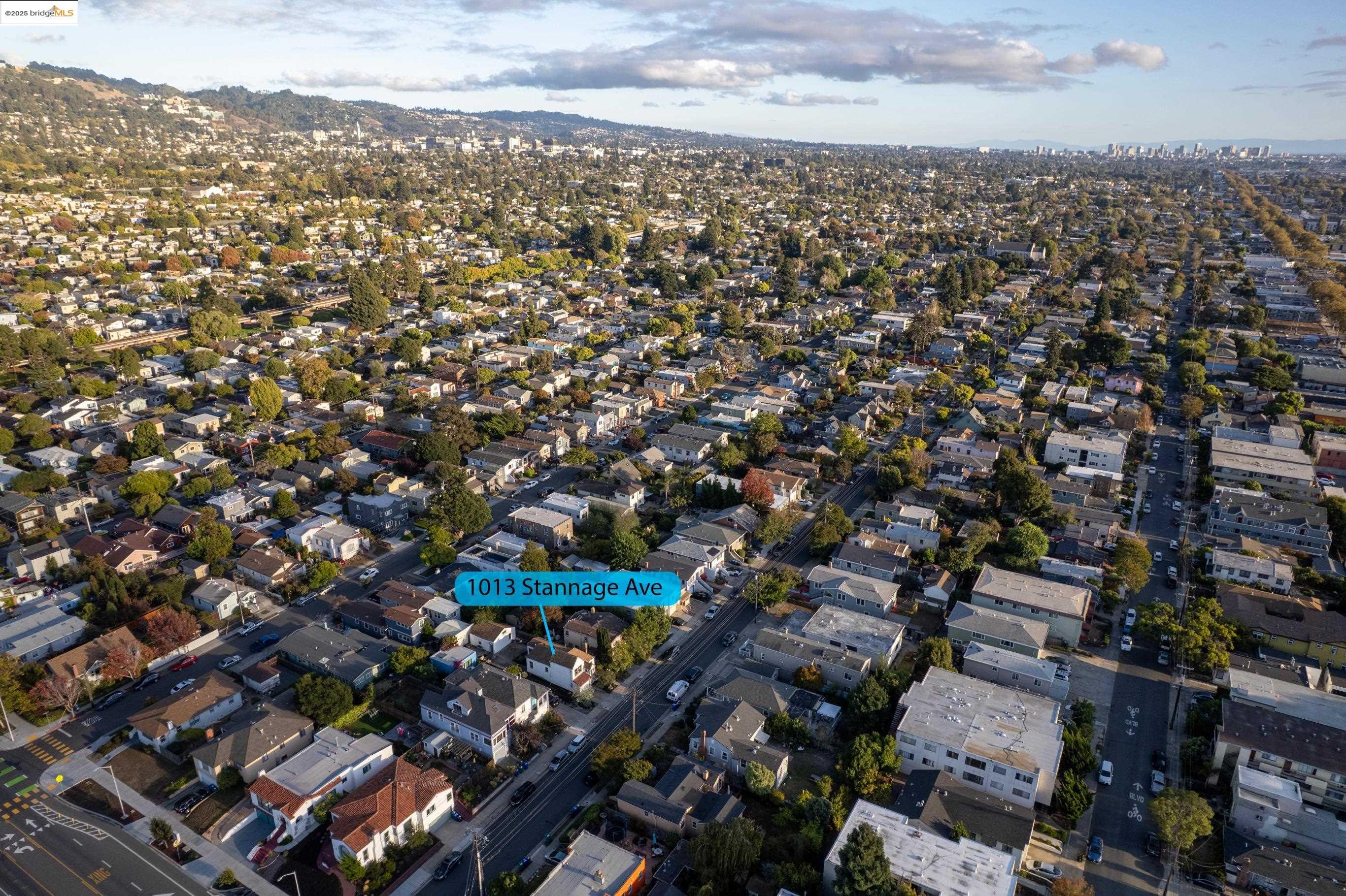 1013 Stannage Ave