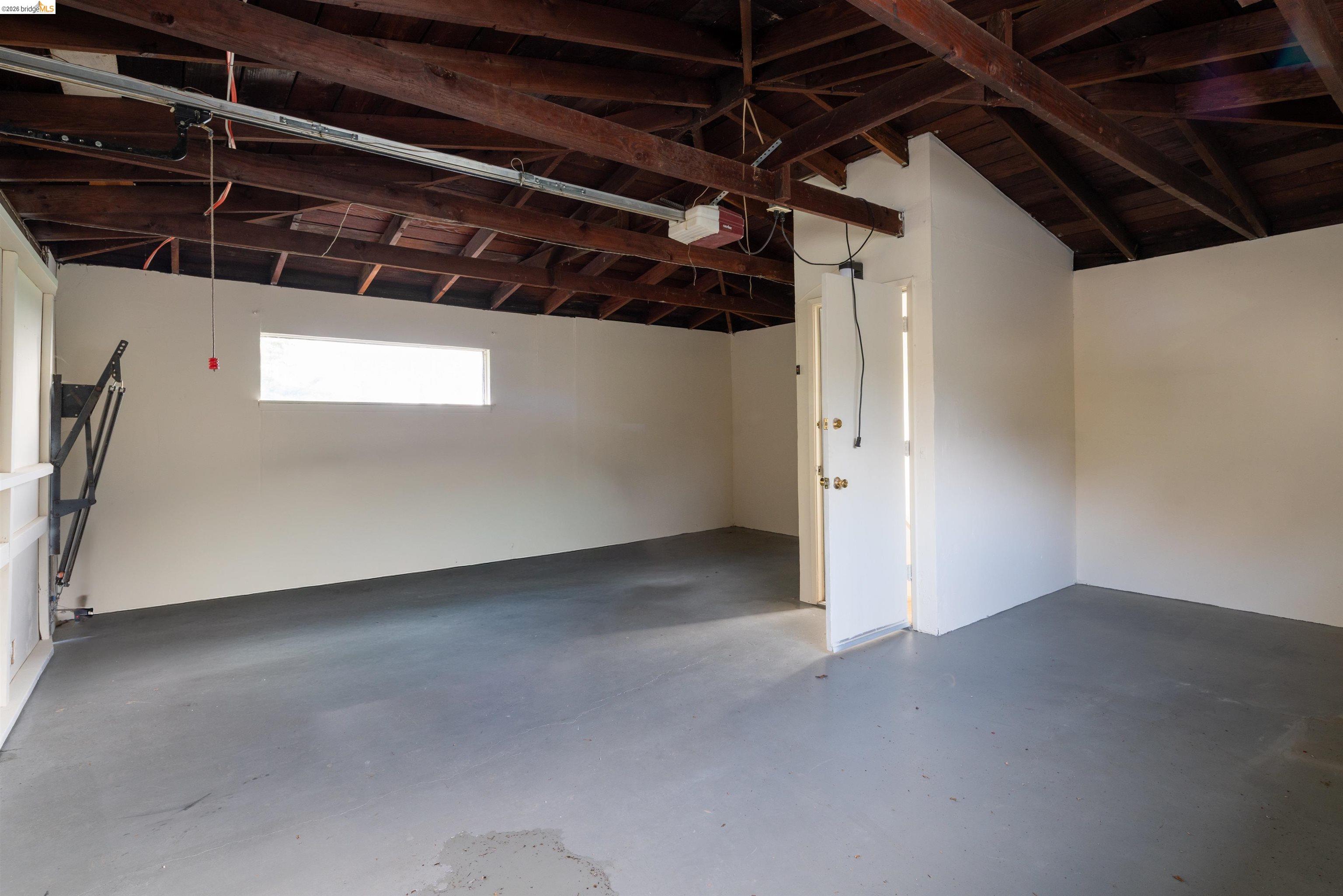 5941 Harbor View Ave