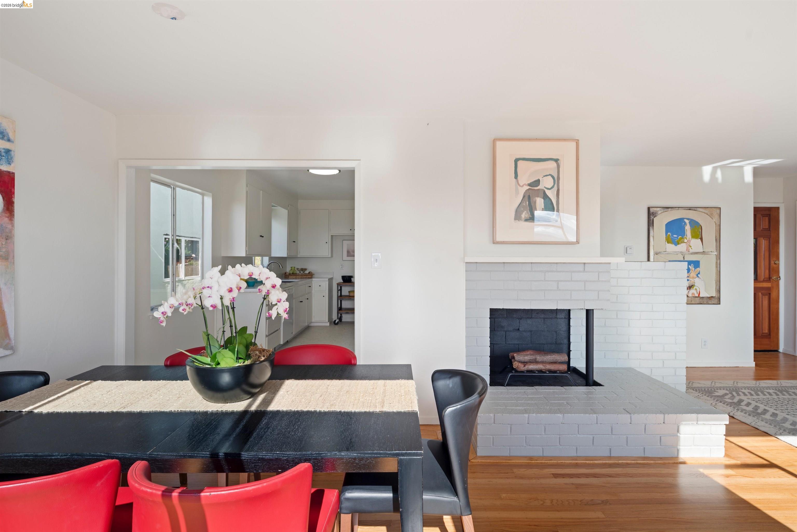 5941 Harbor View Ave