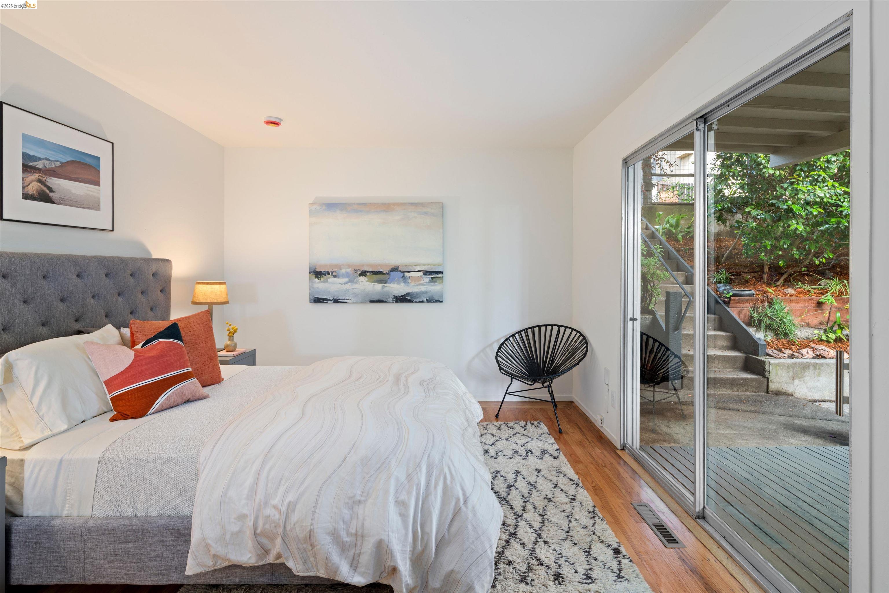 5941 Harbor View Ave