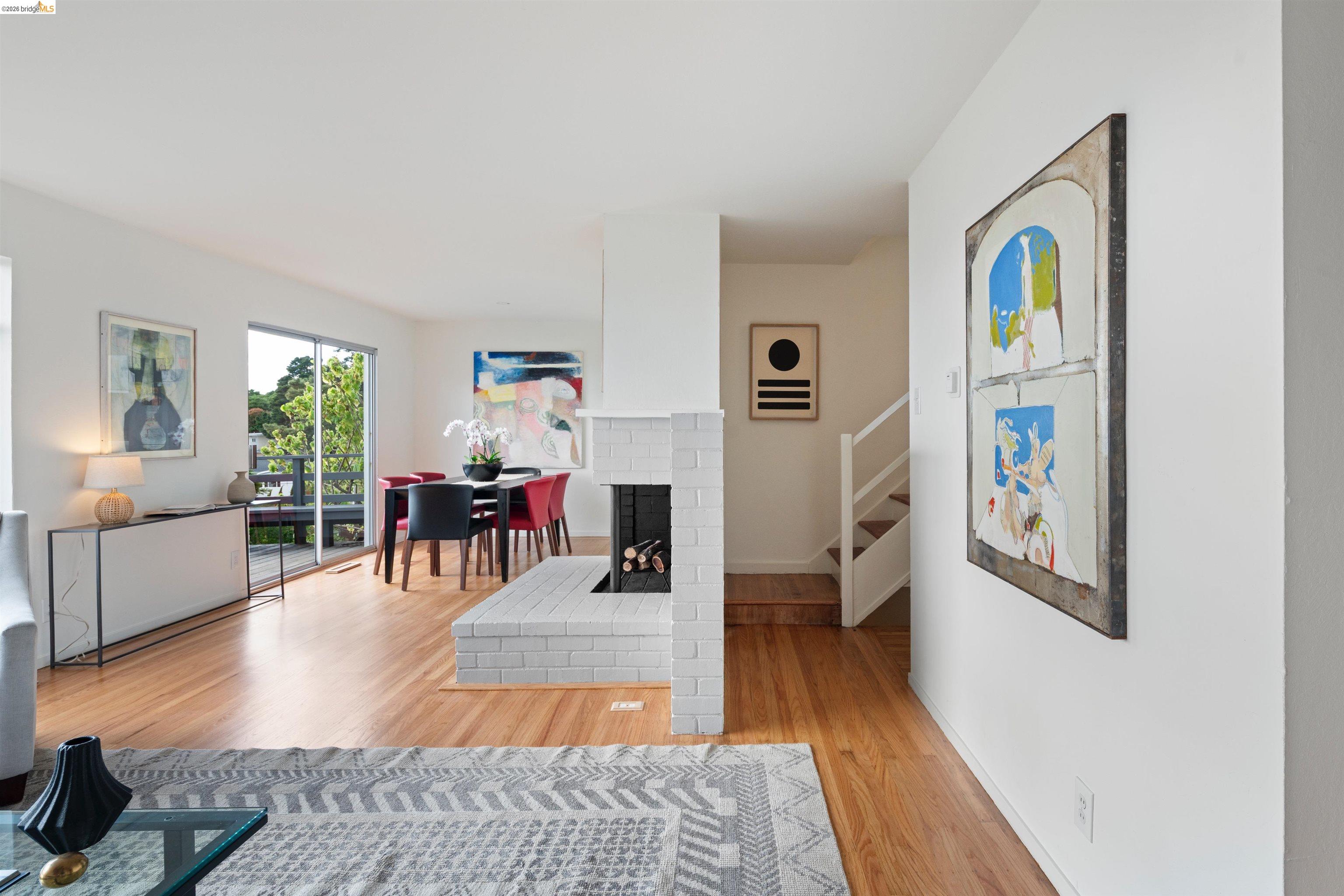 5941 Harbor View Ave