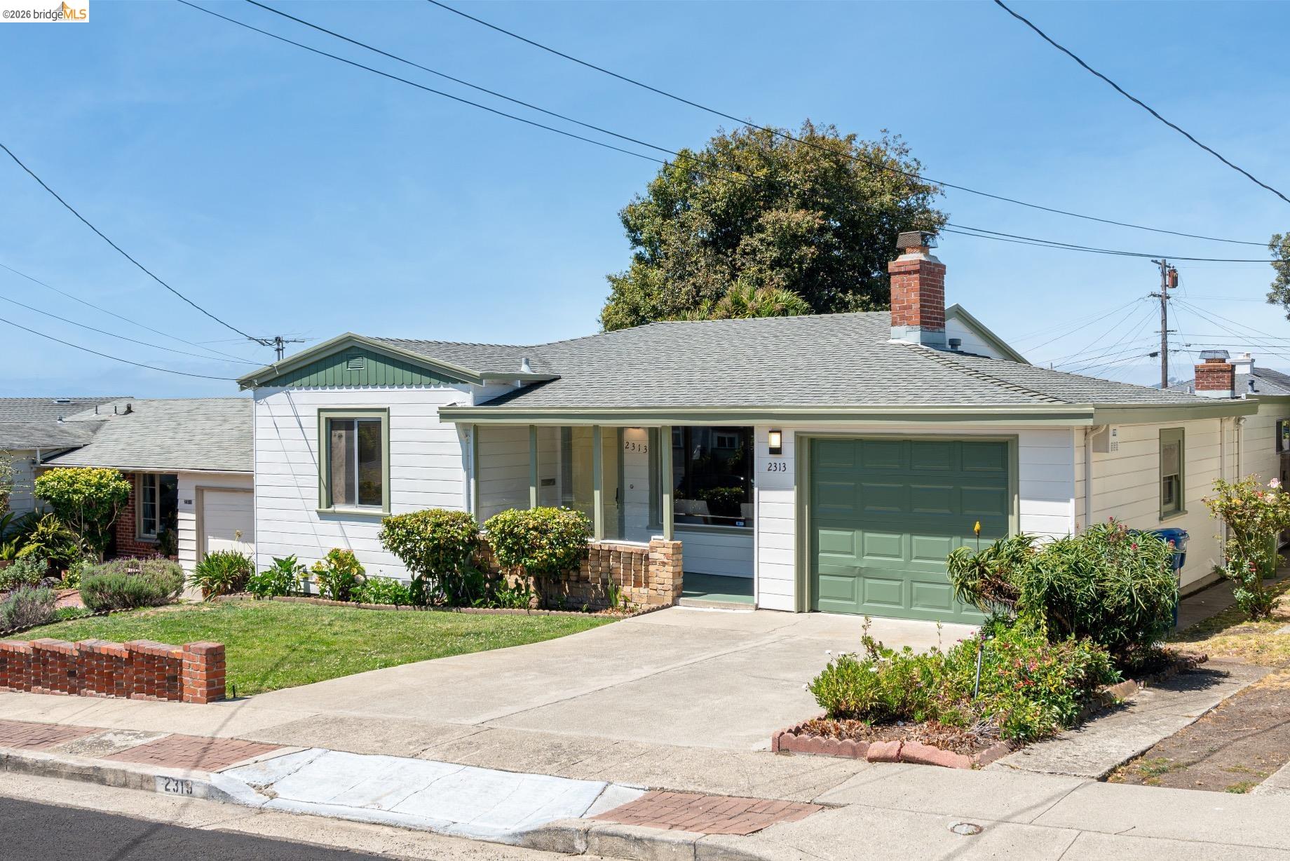 2313 Edith St