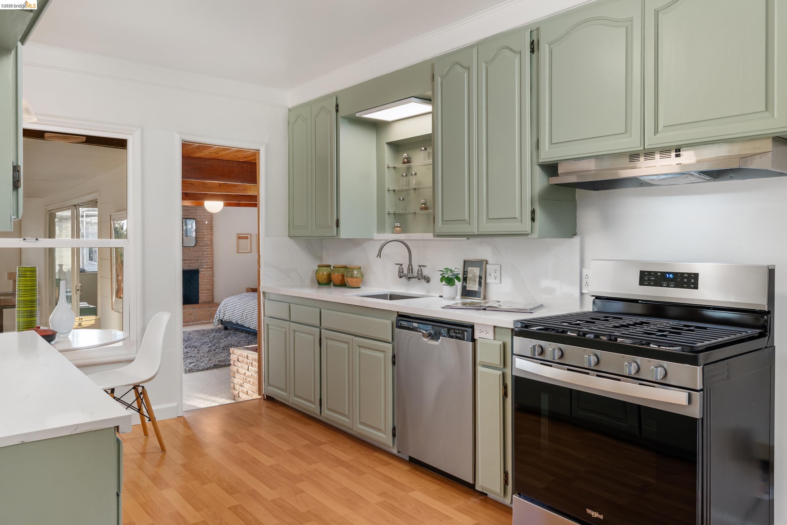 2313 Edith St