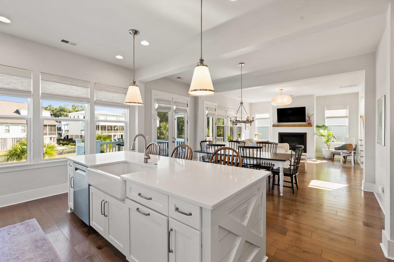 1467 Sheepshead Lane