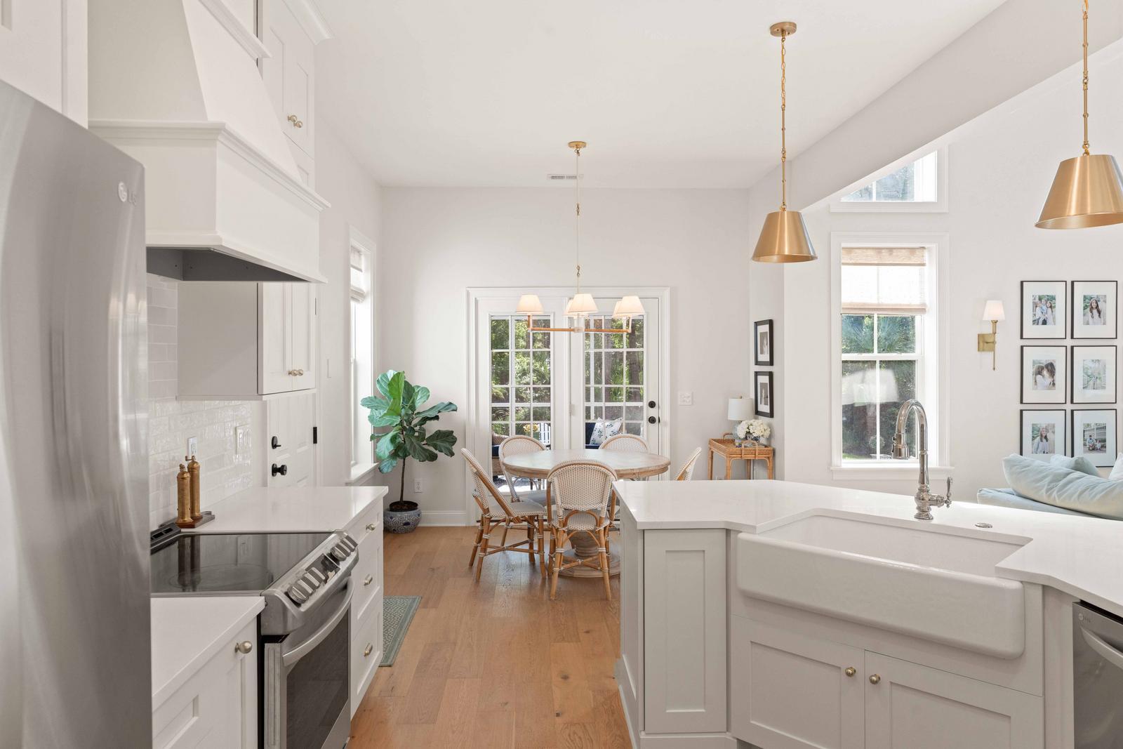 1777 Wellstead Street