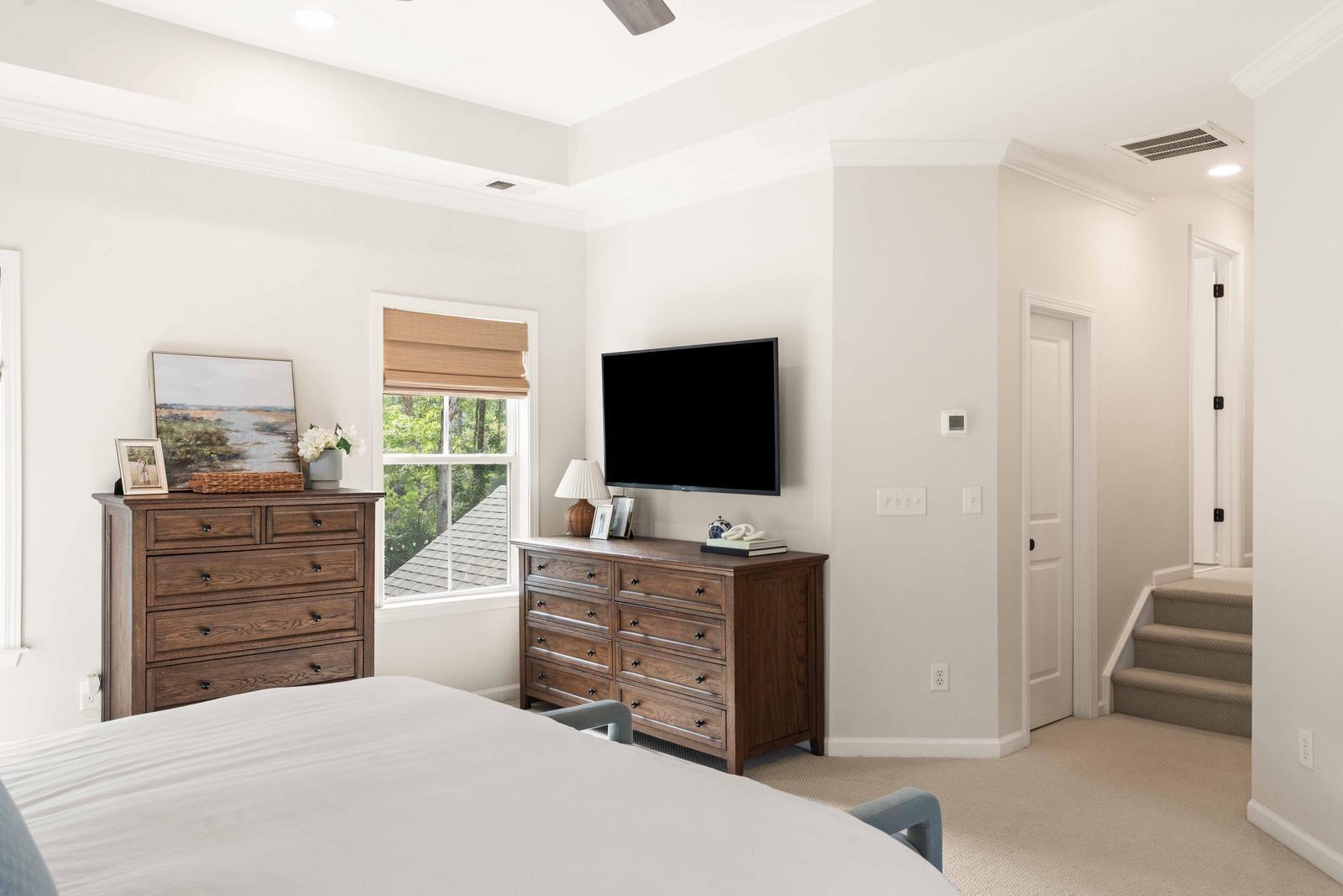 1777 Wellstead Street