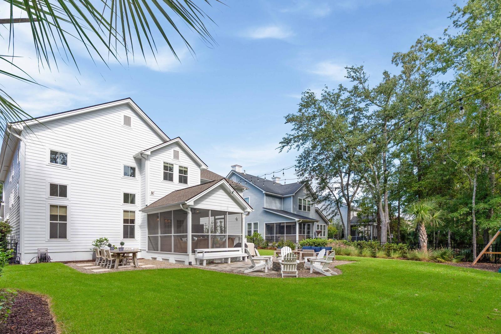 1777 Wellstead Street