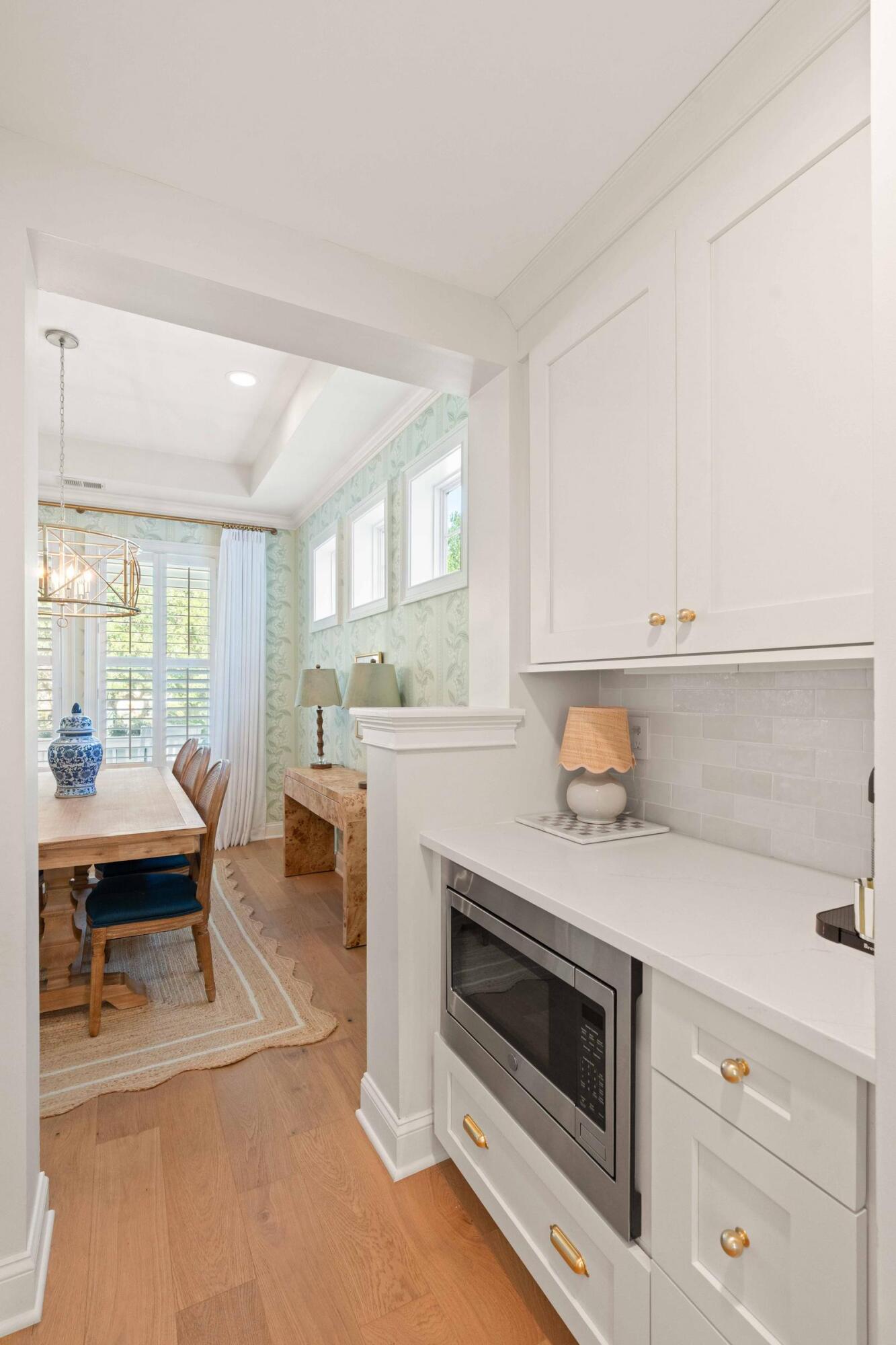 1777 Wellstead Street