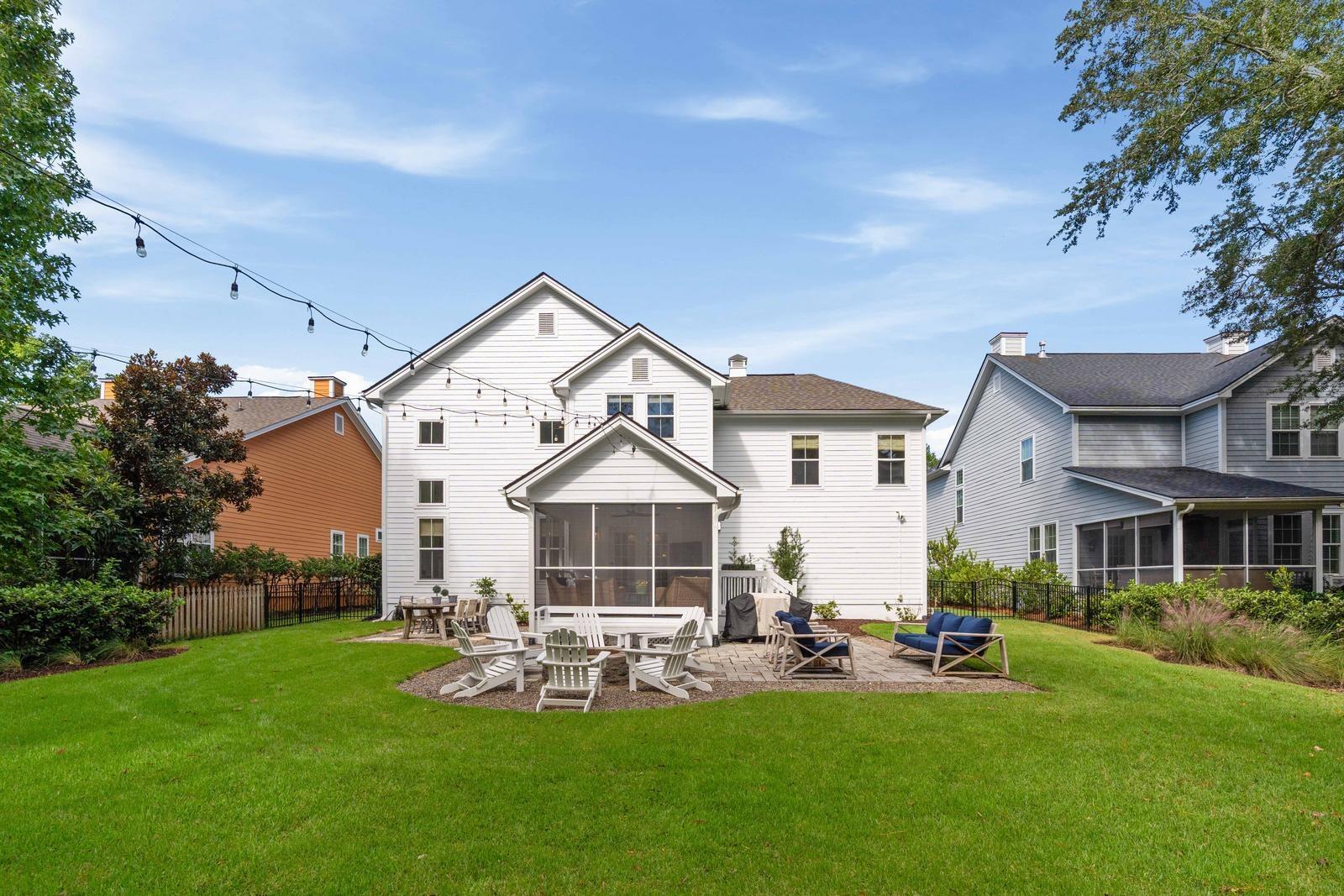 1777 Wellstead Street