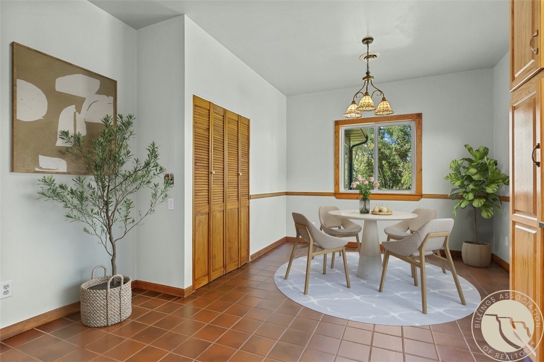 105 Schreiner Rd.