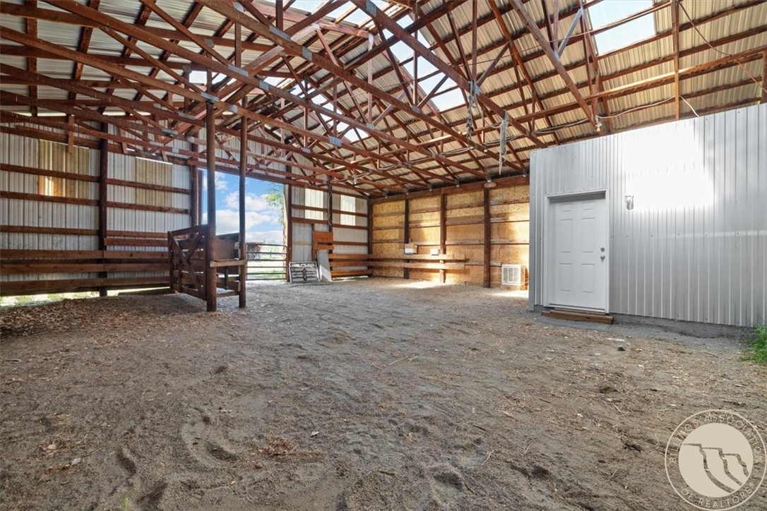105 Schreiner Rd.