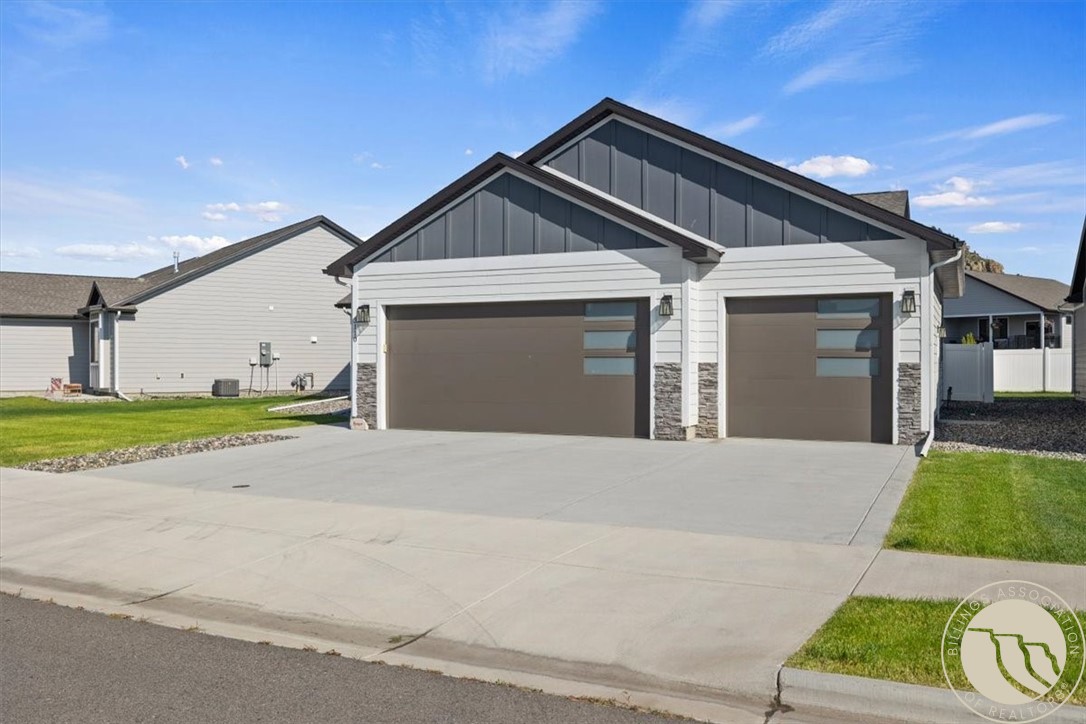 3110 Falcon Circle