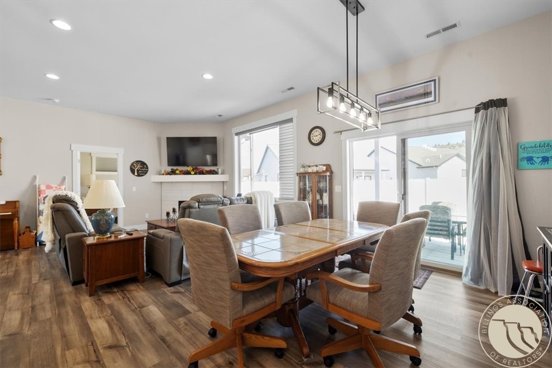 3110 Falcon Circle