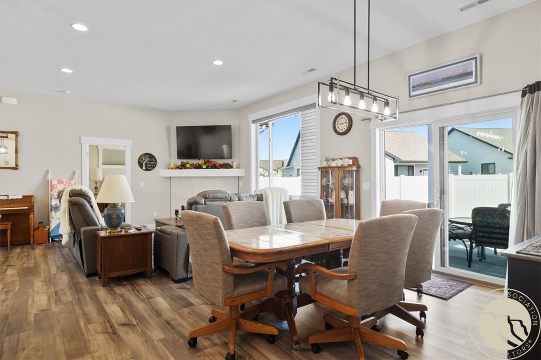 3110 Falcon Circle