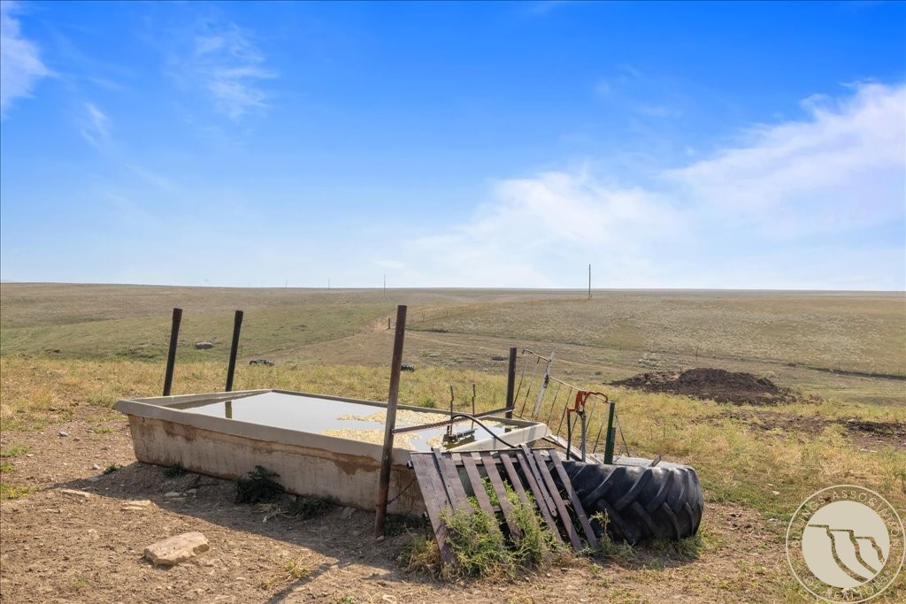 102310 US Hwy 87 S