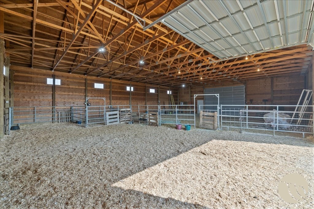 102310 HWY 87 E