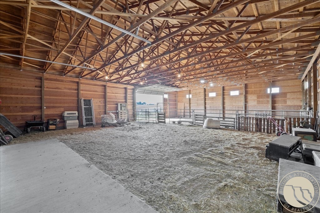 102310 HWY 87 E