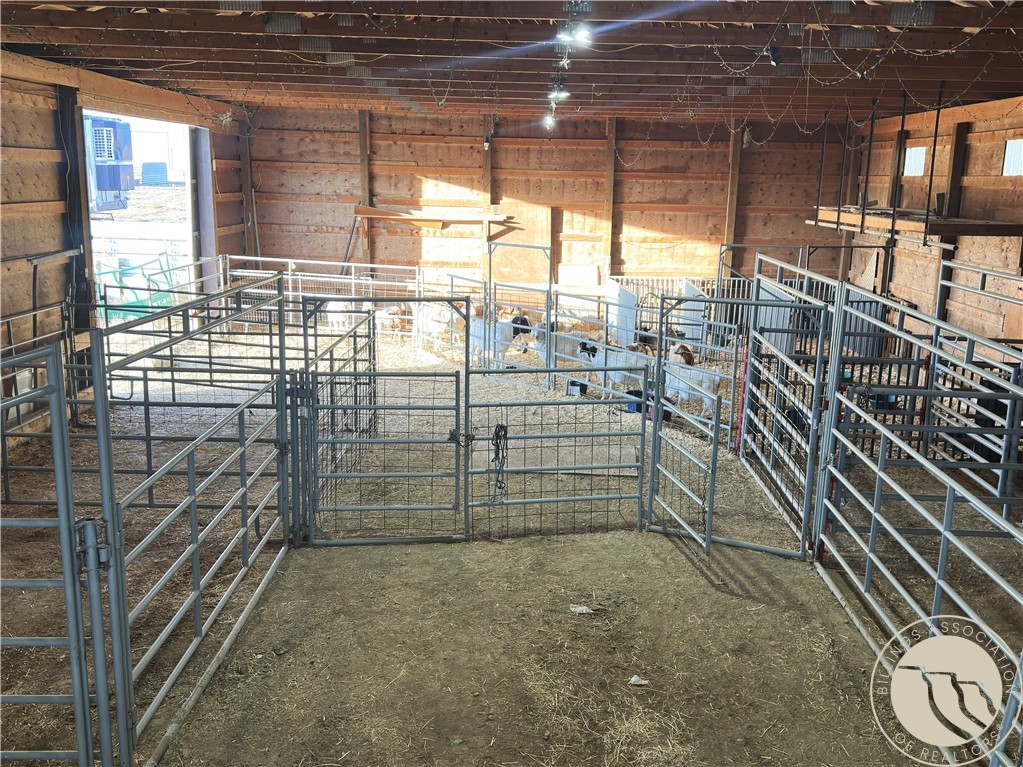 102310 HWY 87 E