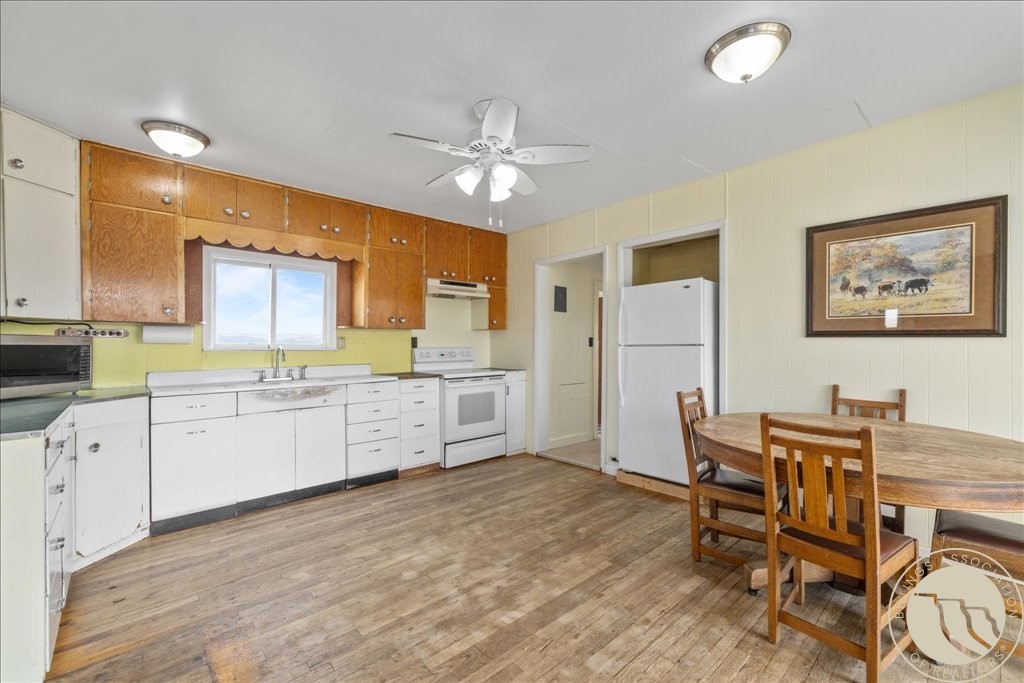102310 HWY 87 E