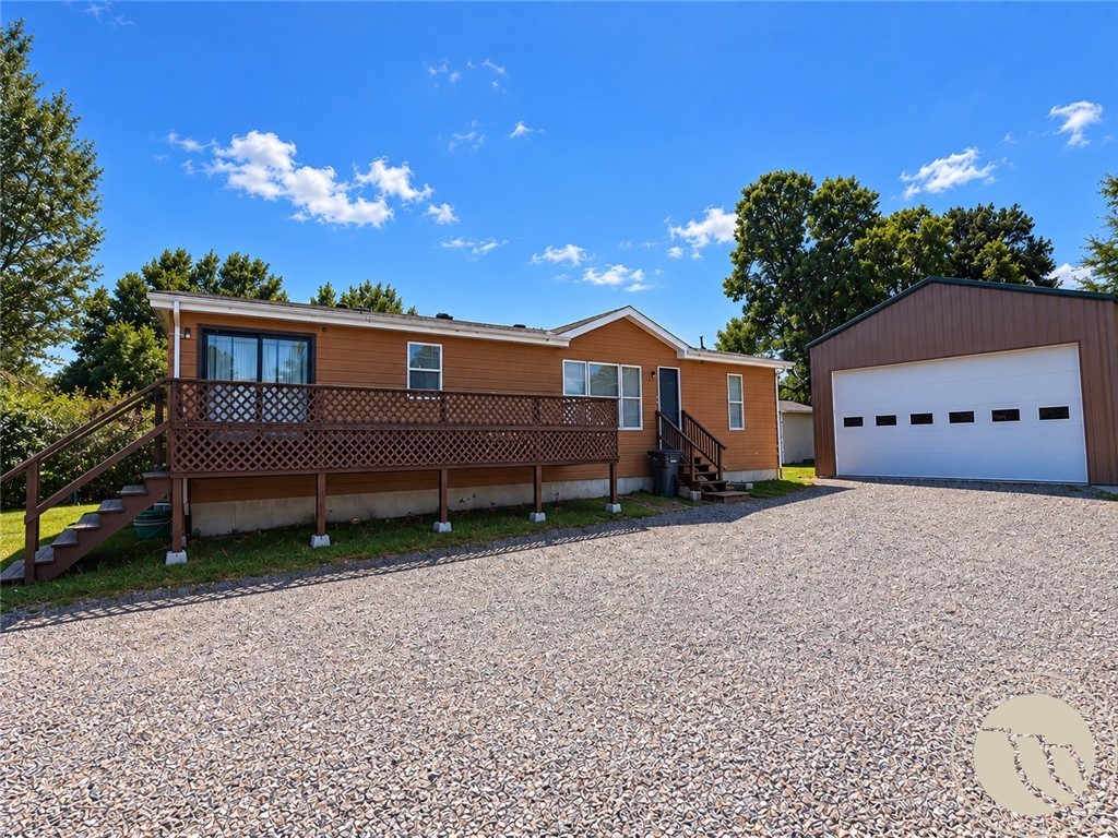 515 1st Street SE