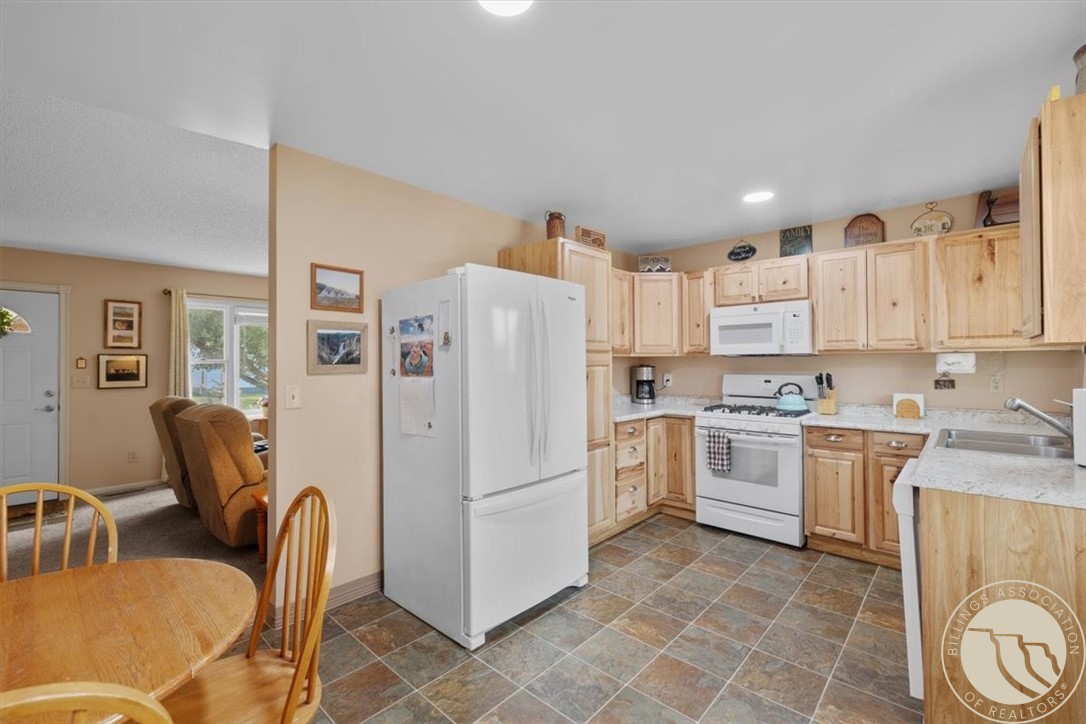 1722 Cheryl St.