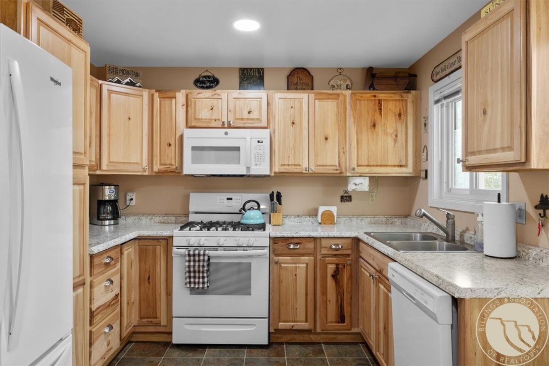 1722 Cheryl St.