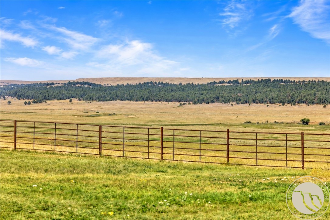 102310 US HIGHWAY 87 E