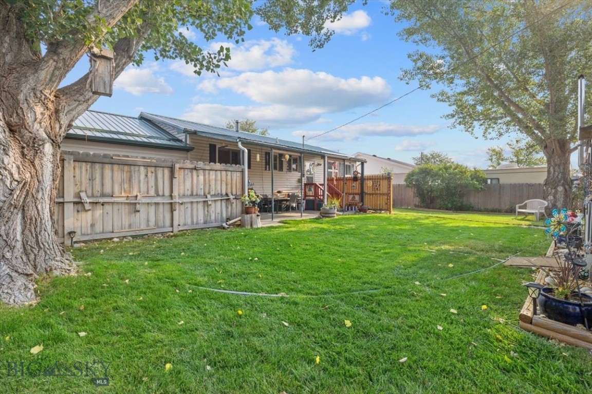 1722 Cheryl Street