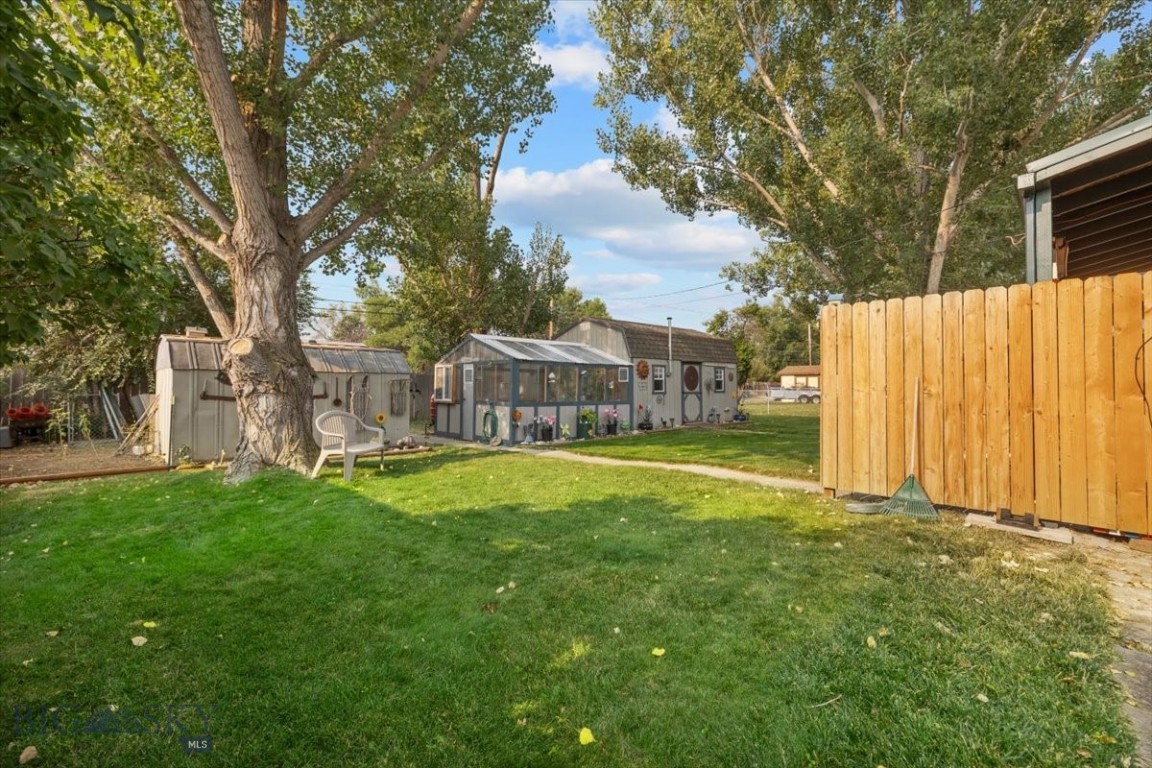 1722 Cheryl Street