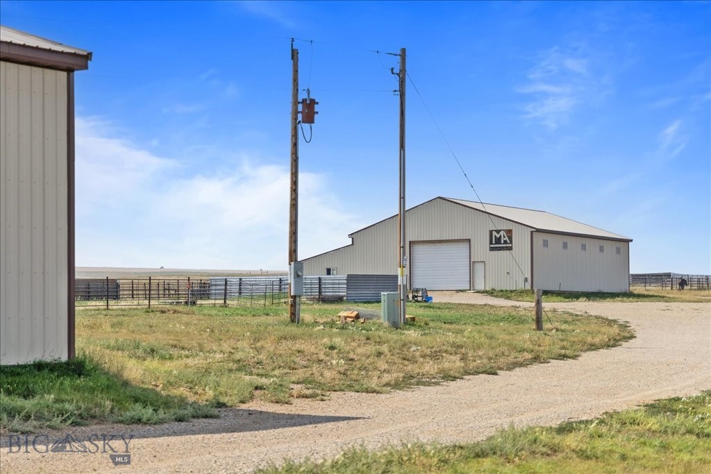 102310 Highway 87 E