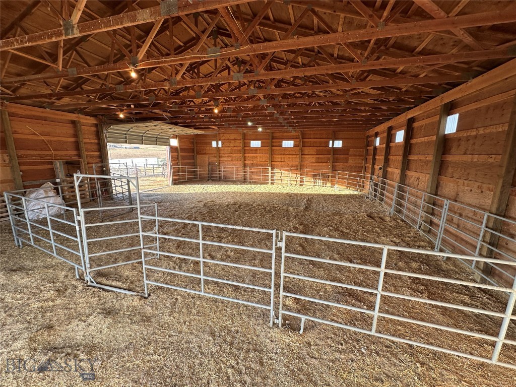 102310 Highway 87 E