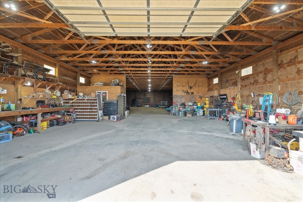 102310 Highway 87 E