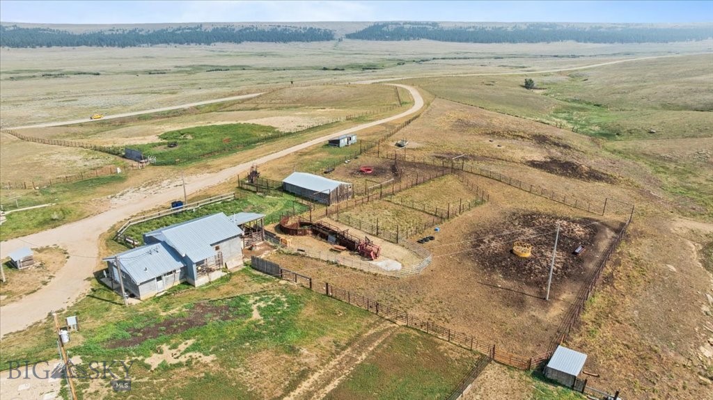102310 Highway 87 E