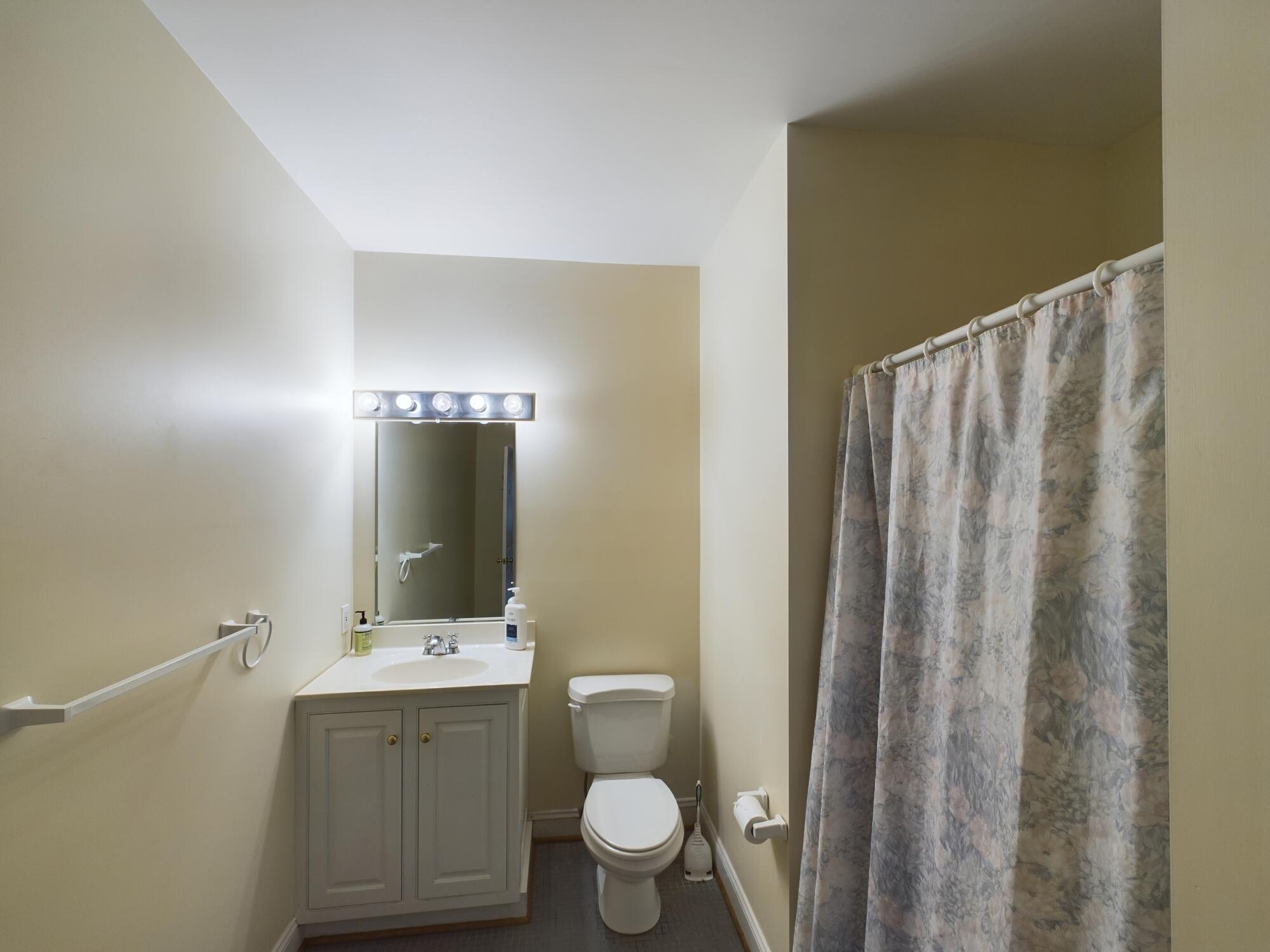 404 Honeysuckle Hill