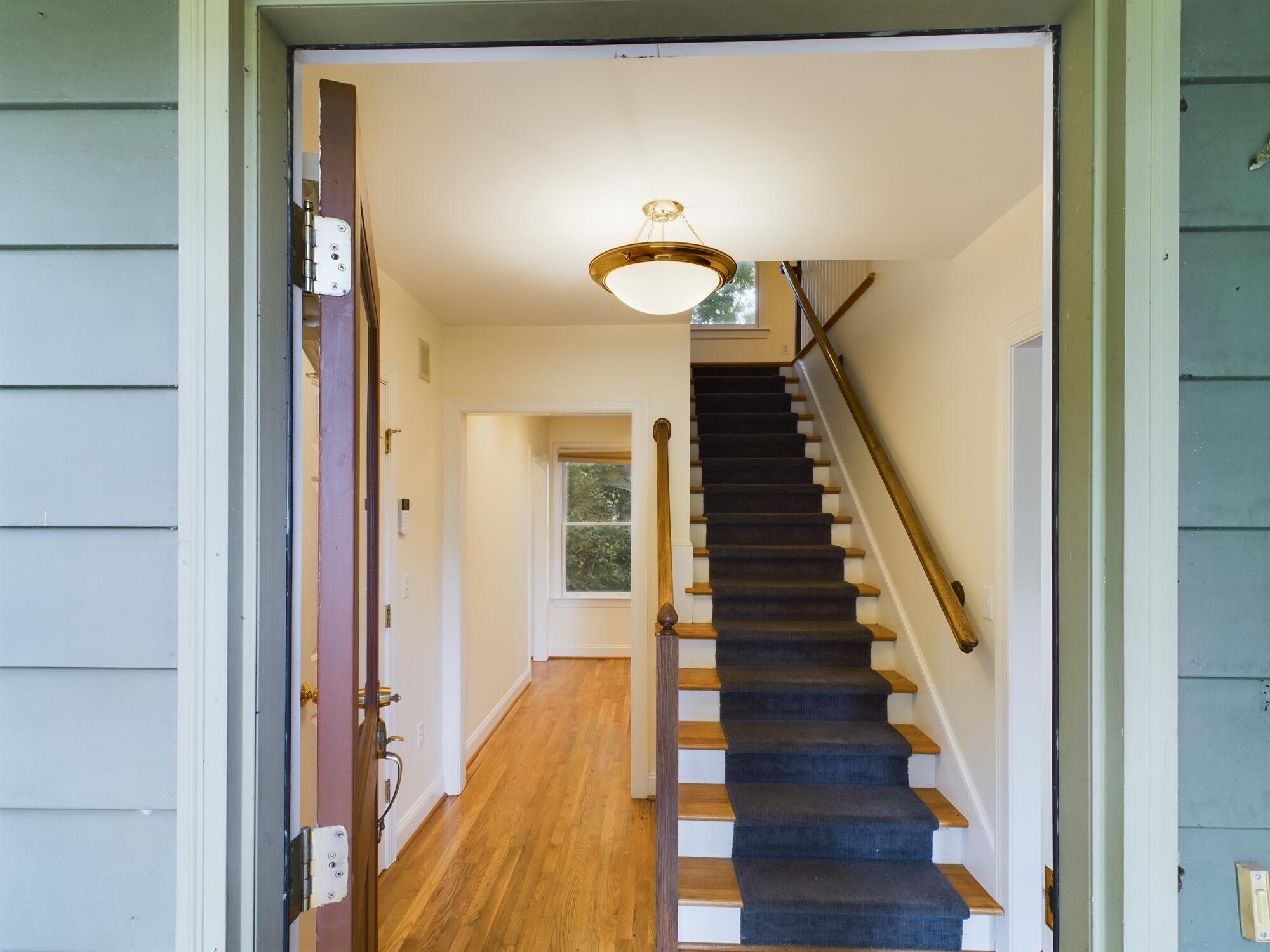 404 Honeysuckle Hill