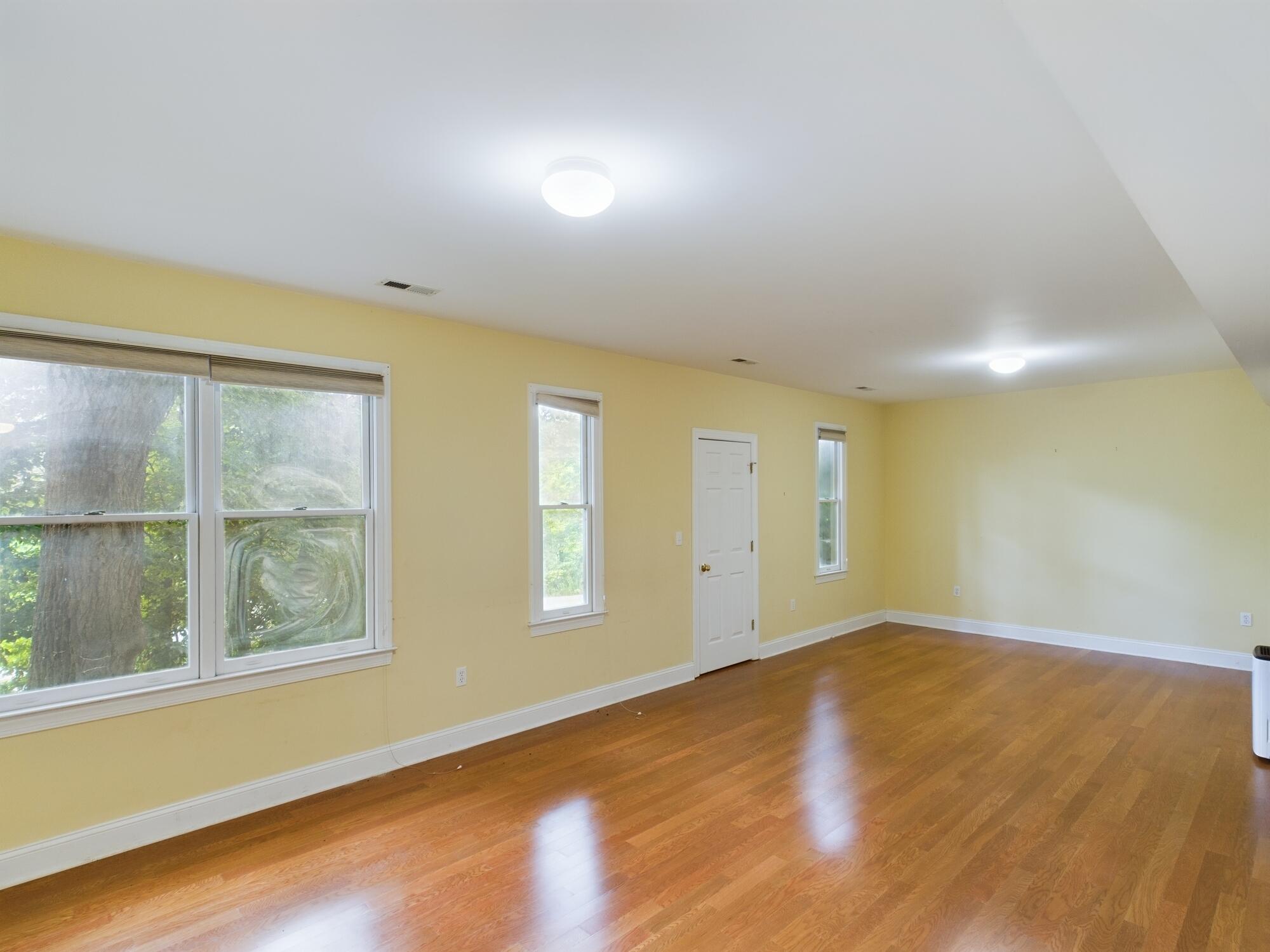 404 Honeysuckle Hill