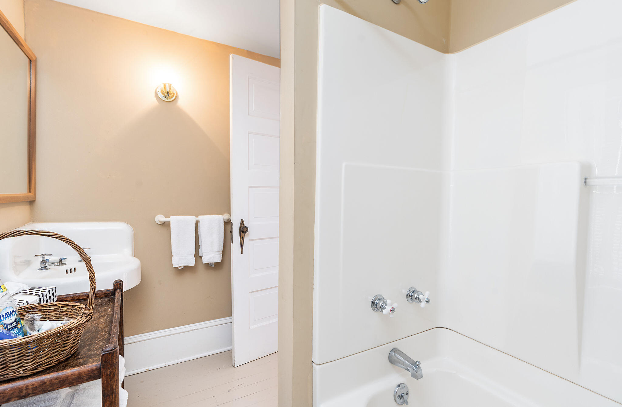 10772 Sam Snead Highway