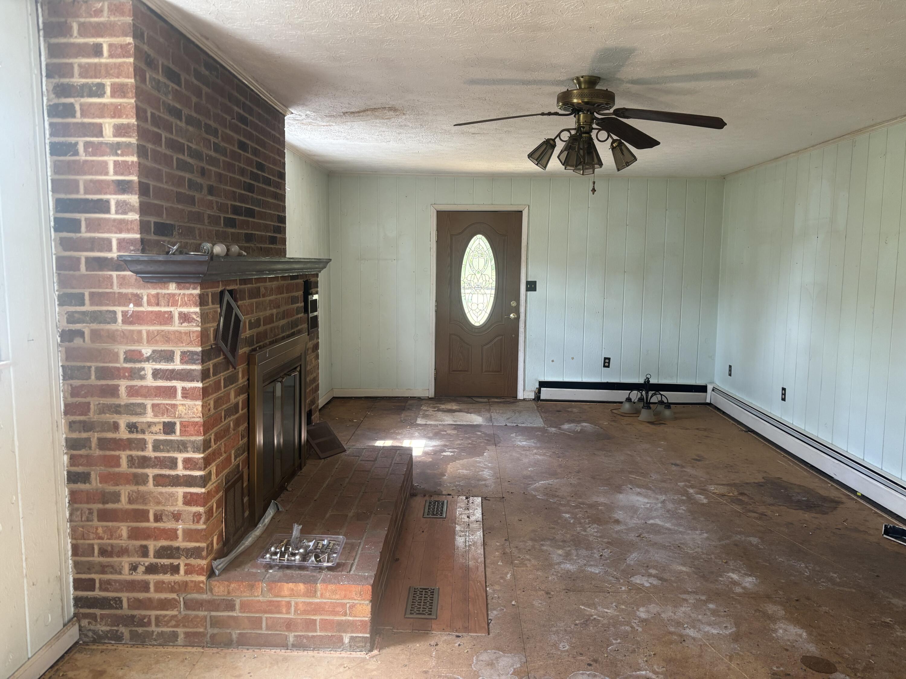 1351 Kelvin Grove