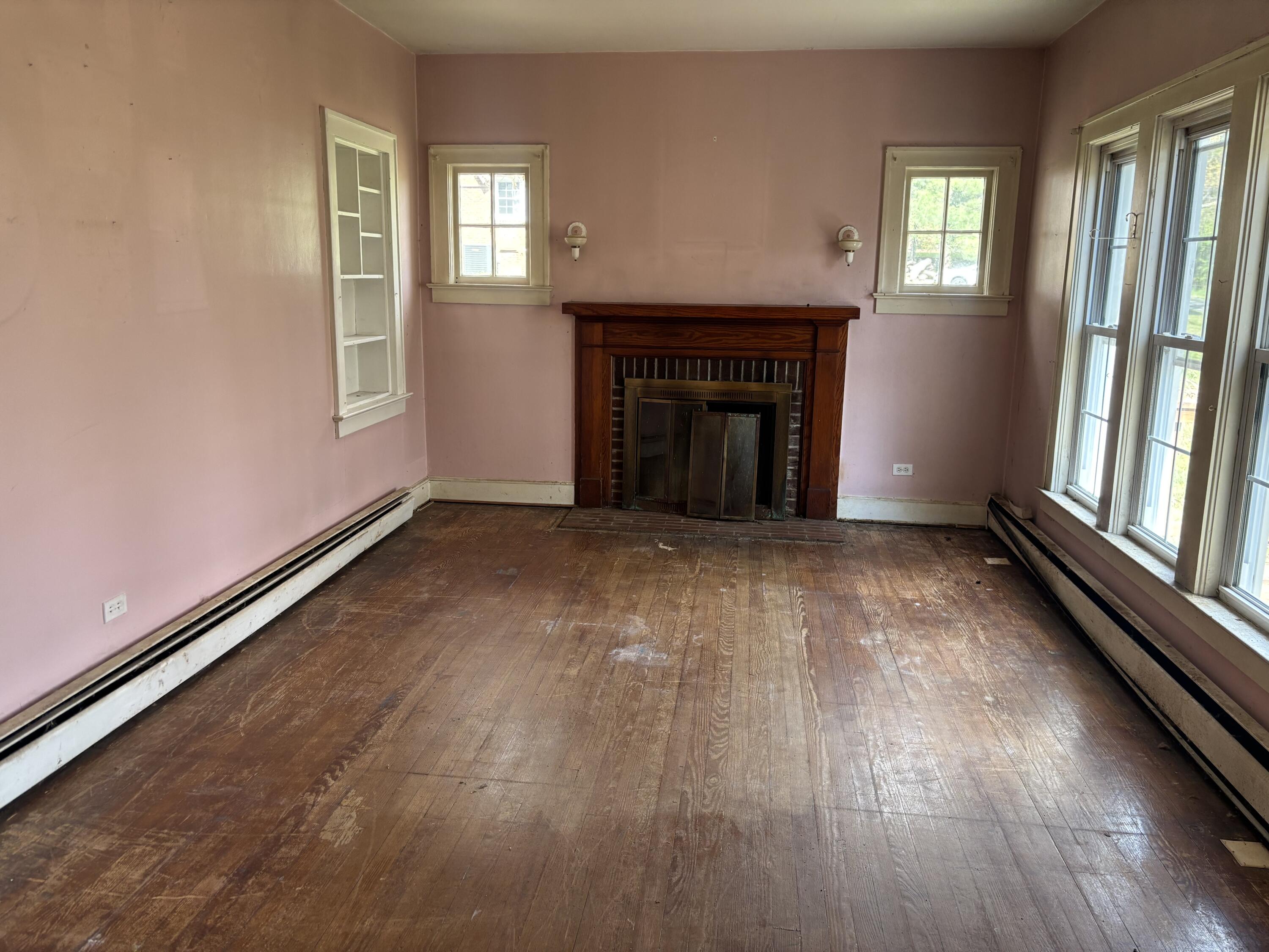 1351 Kelvin Grove