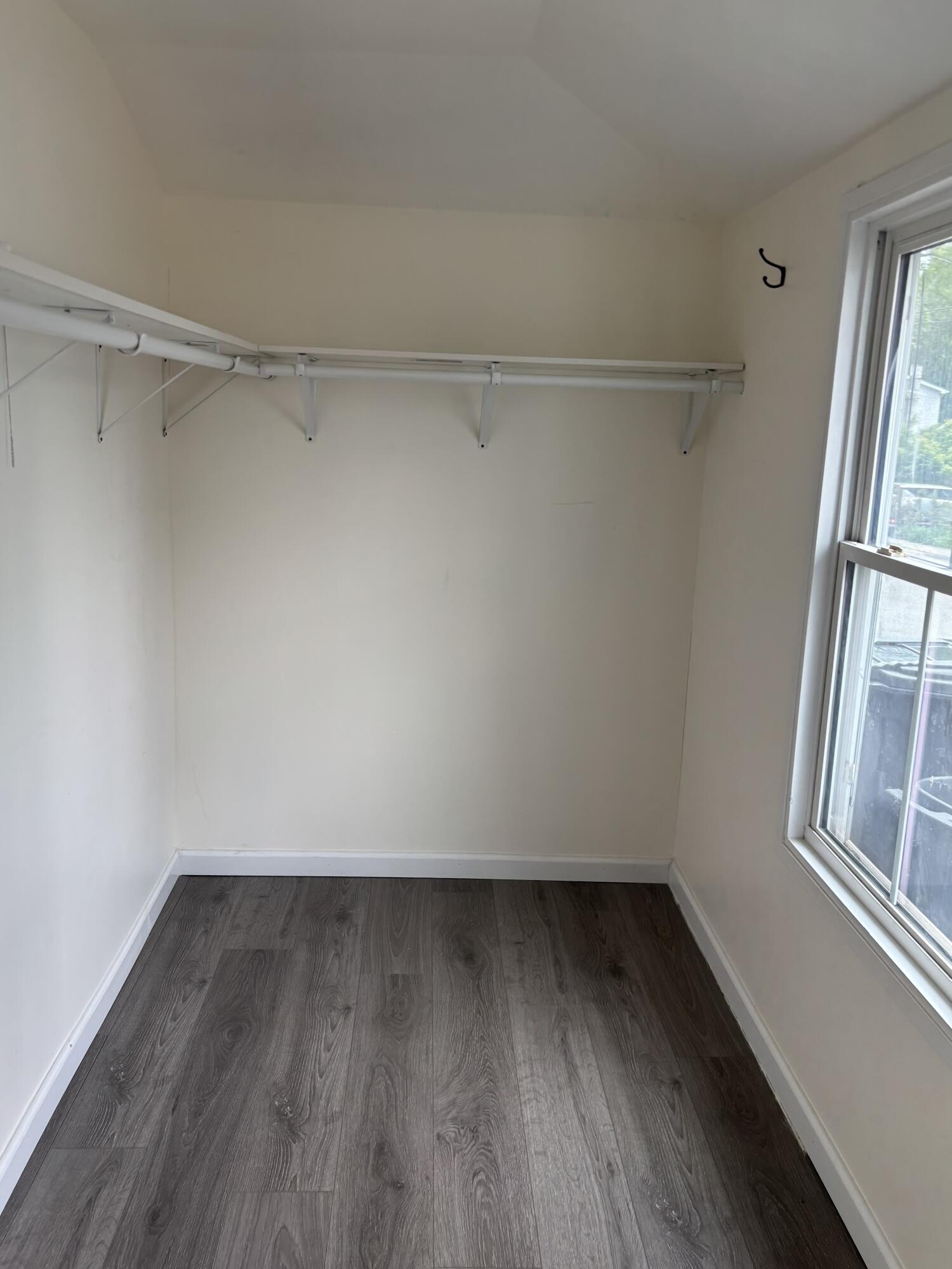 201 Fuller St