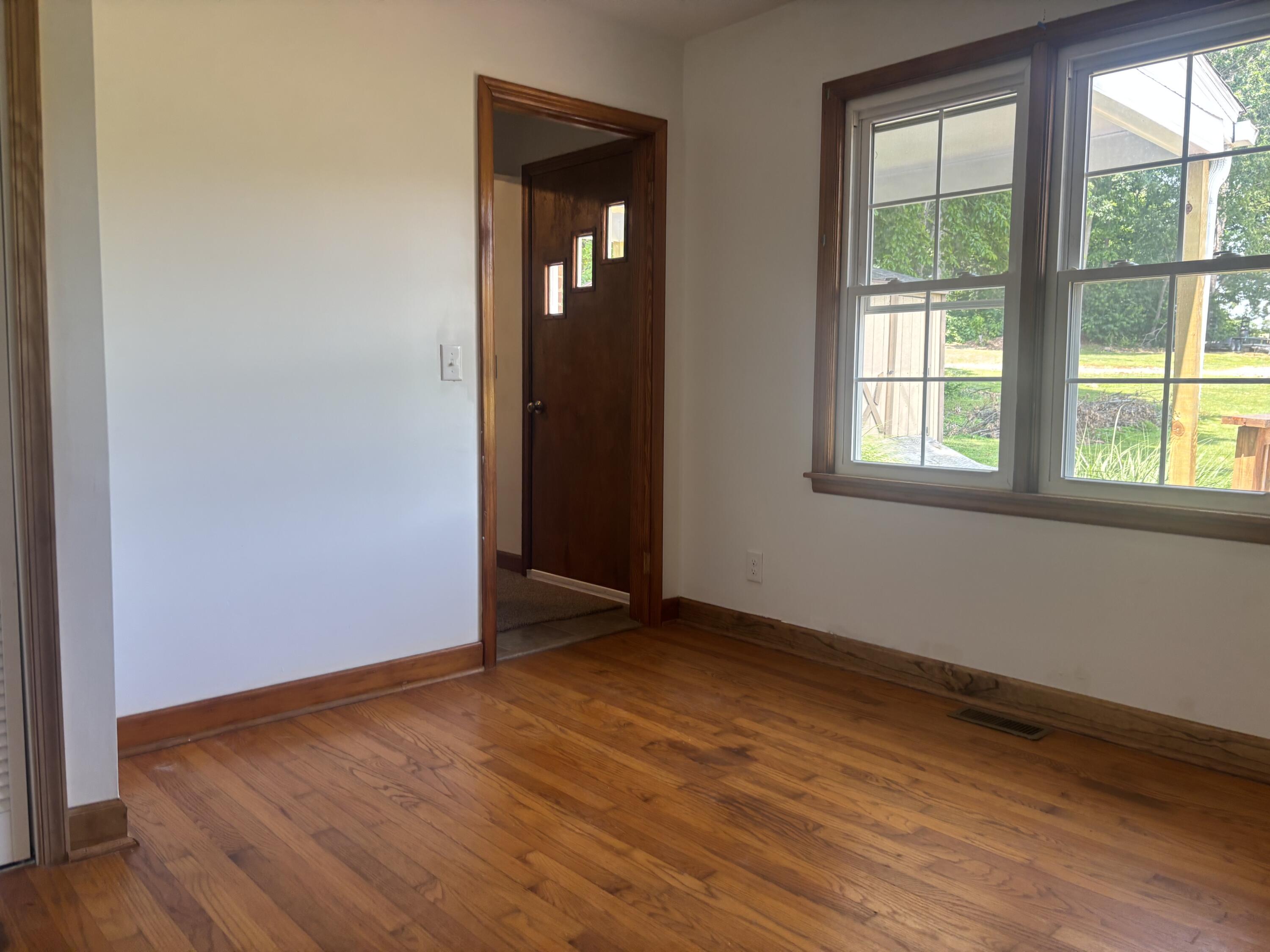 337 Red Hill Rd
