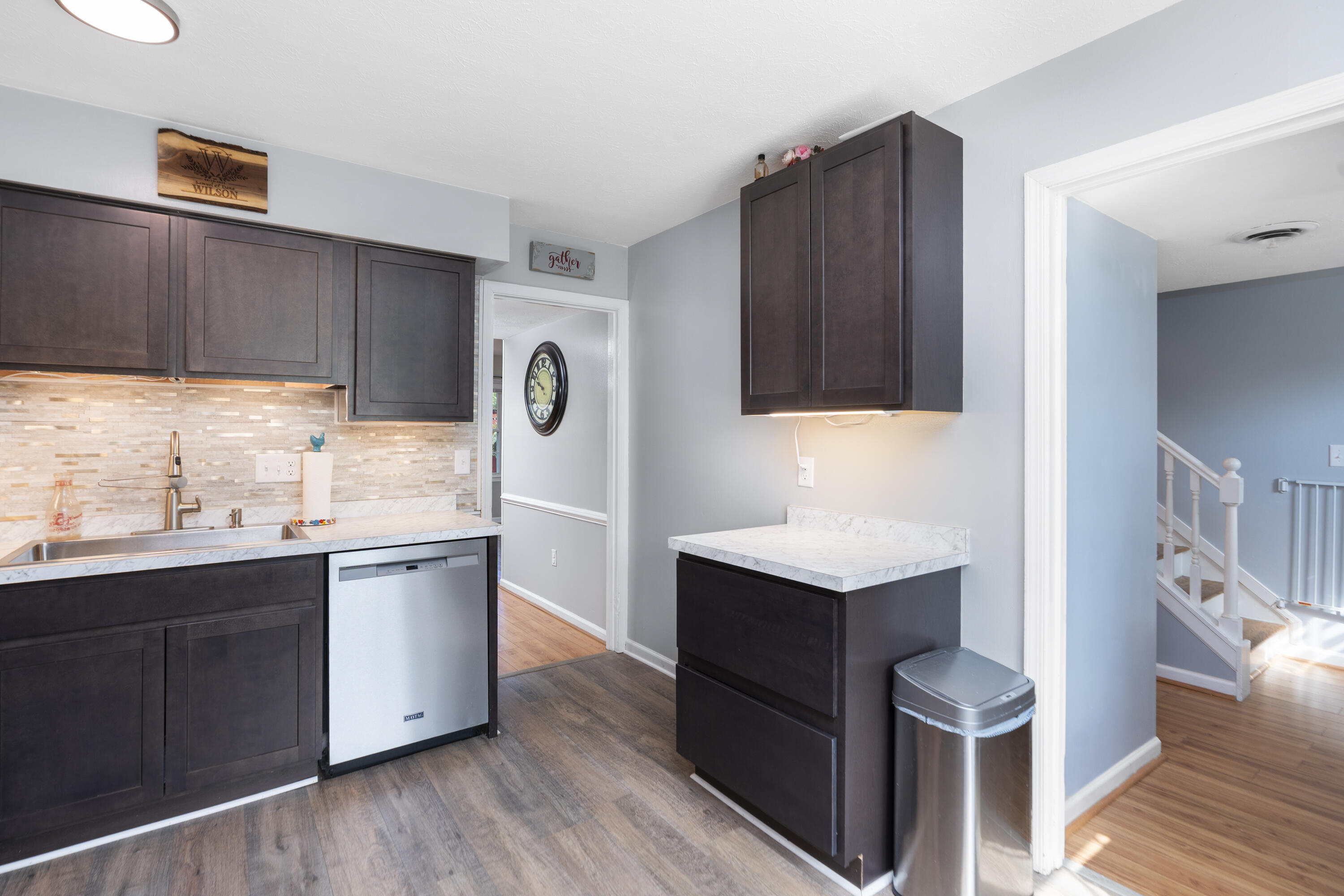 108 Essex Dr