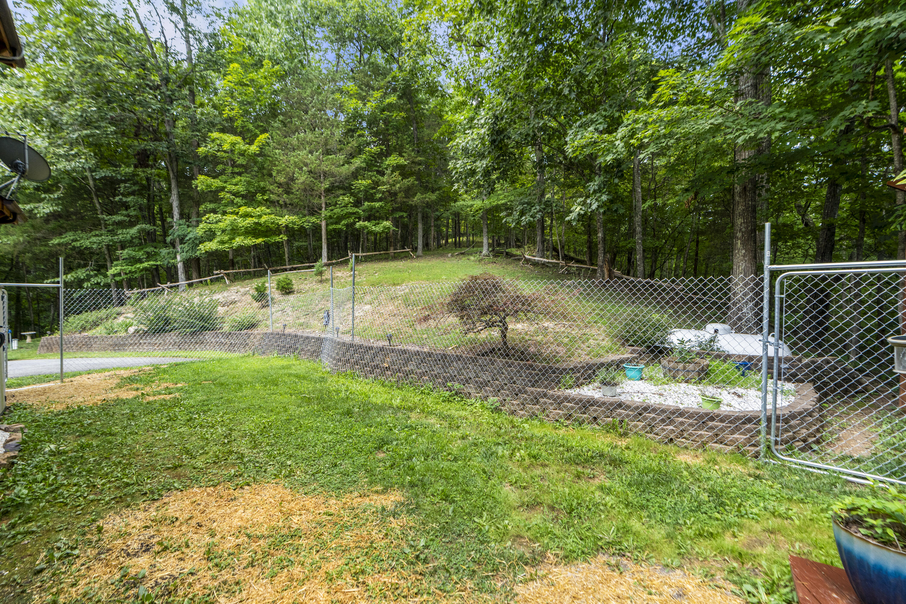 440 Hollow Ln