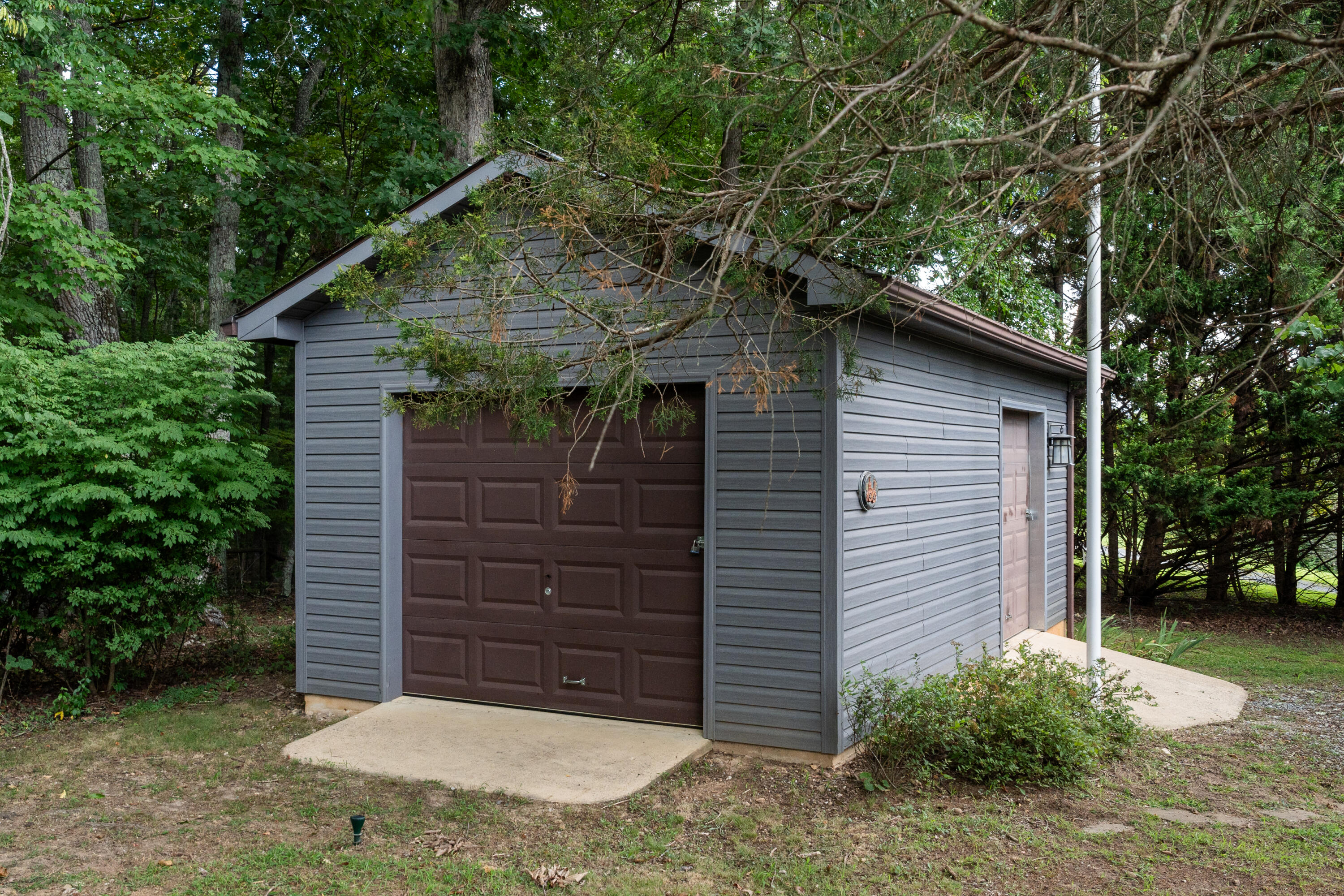 251 Alpine Dr