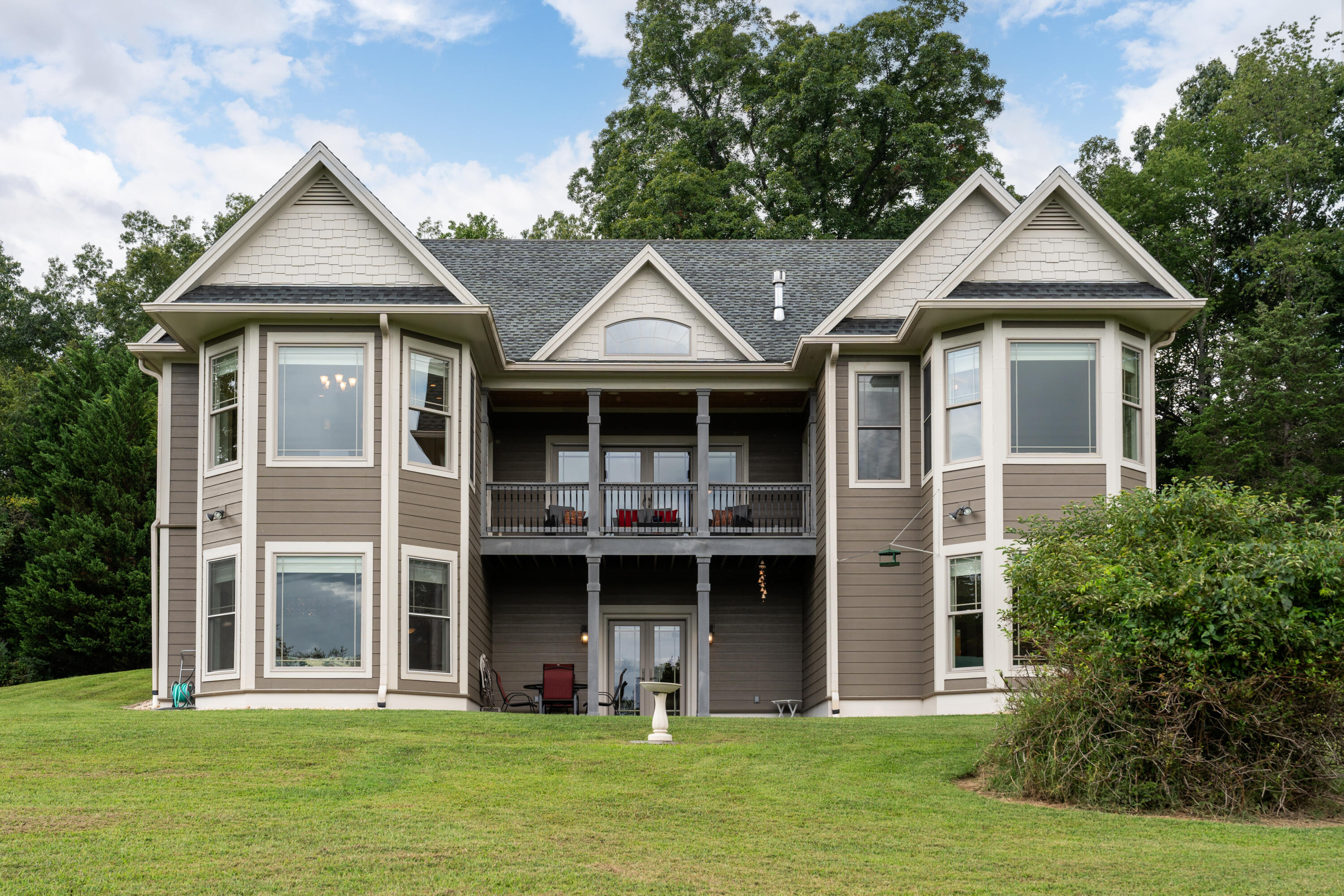 251 Alpine Dr