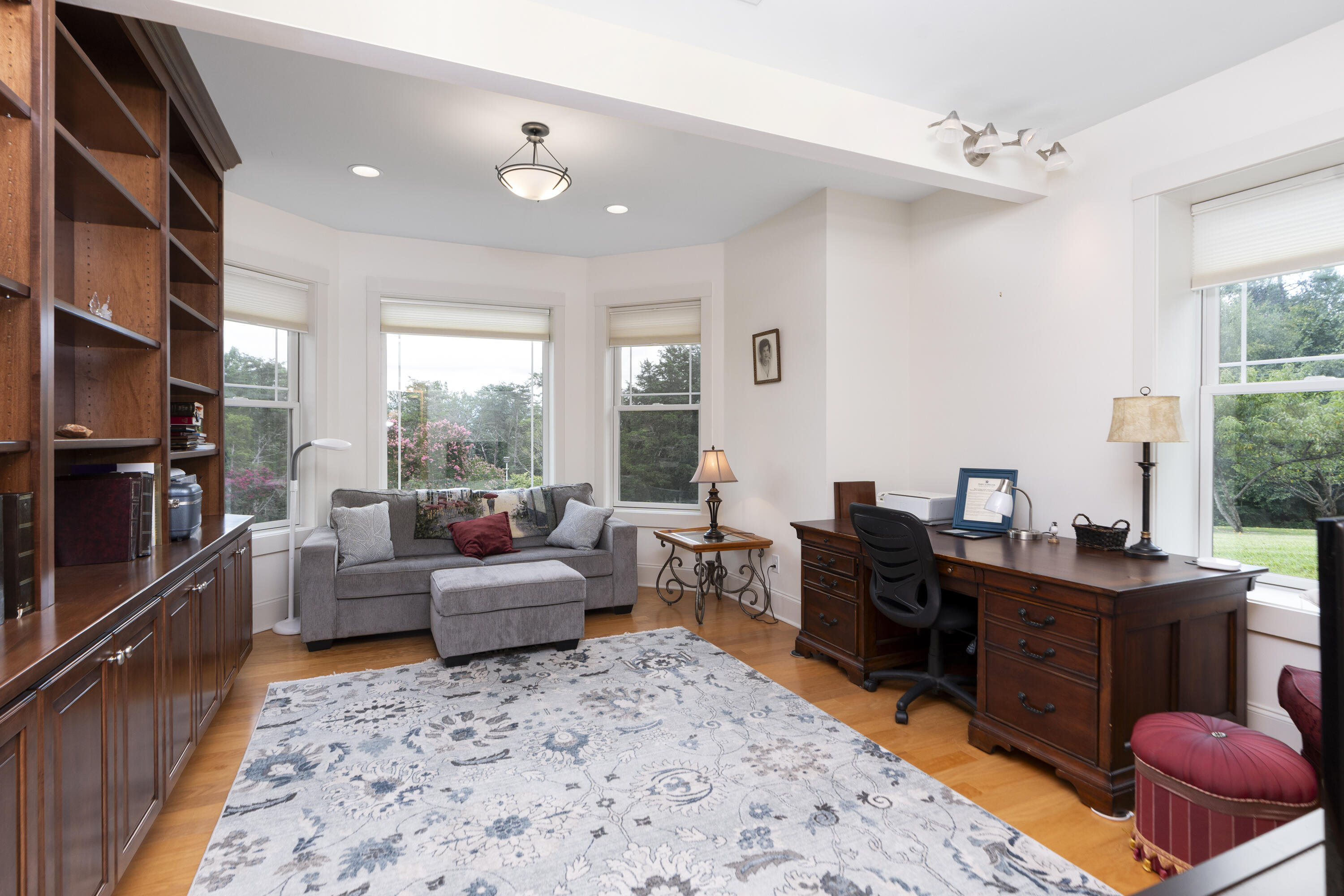 251 Alpine Dr